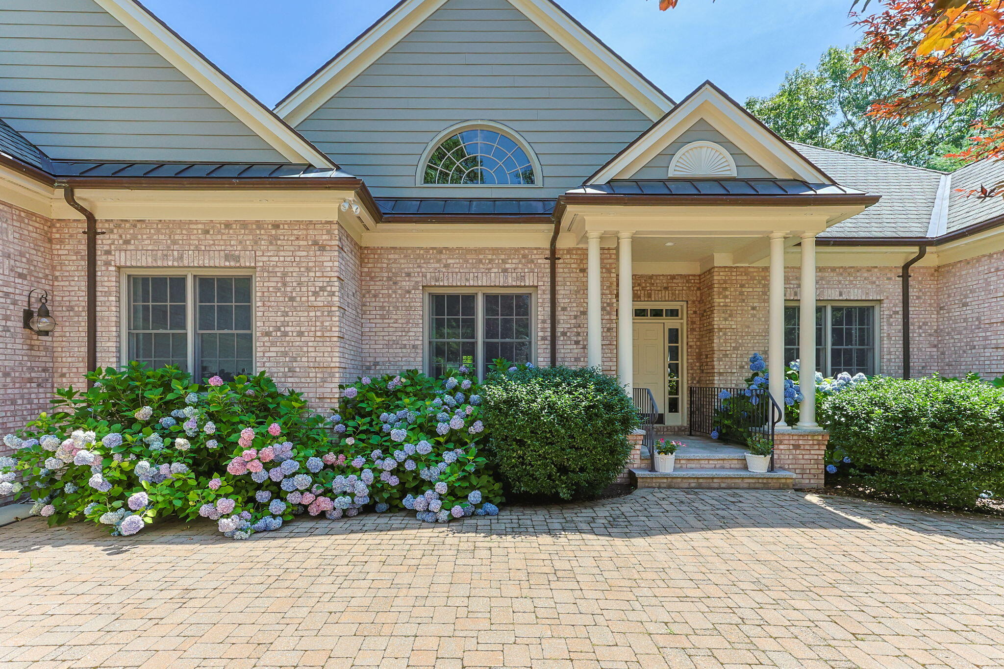 93 Oyster Way Property Photo 3