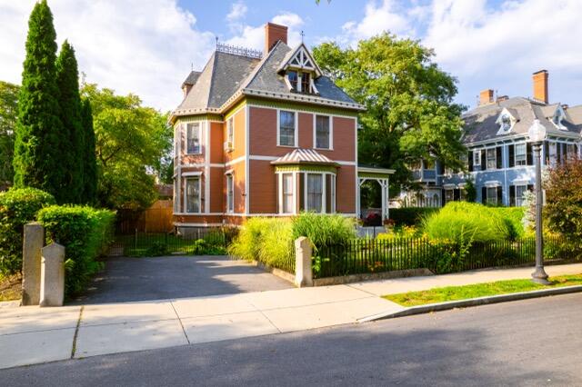 97 Madison Street Property Photo 1