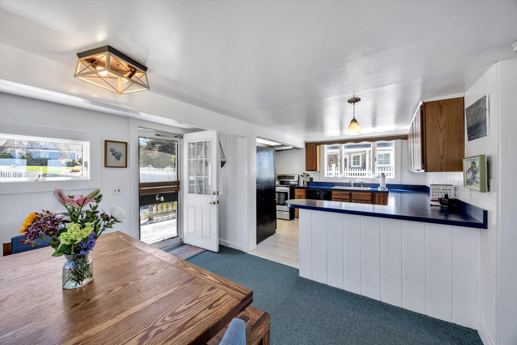 232 Robbins Hill Road Property Photo 17