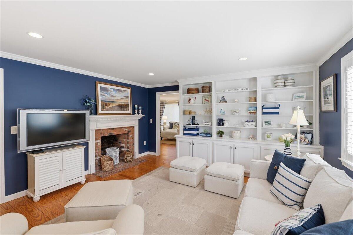 60 Harbor Hill Road Property Photo 16