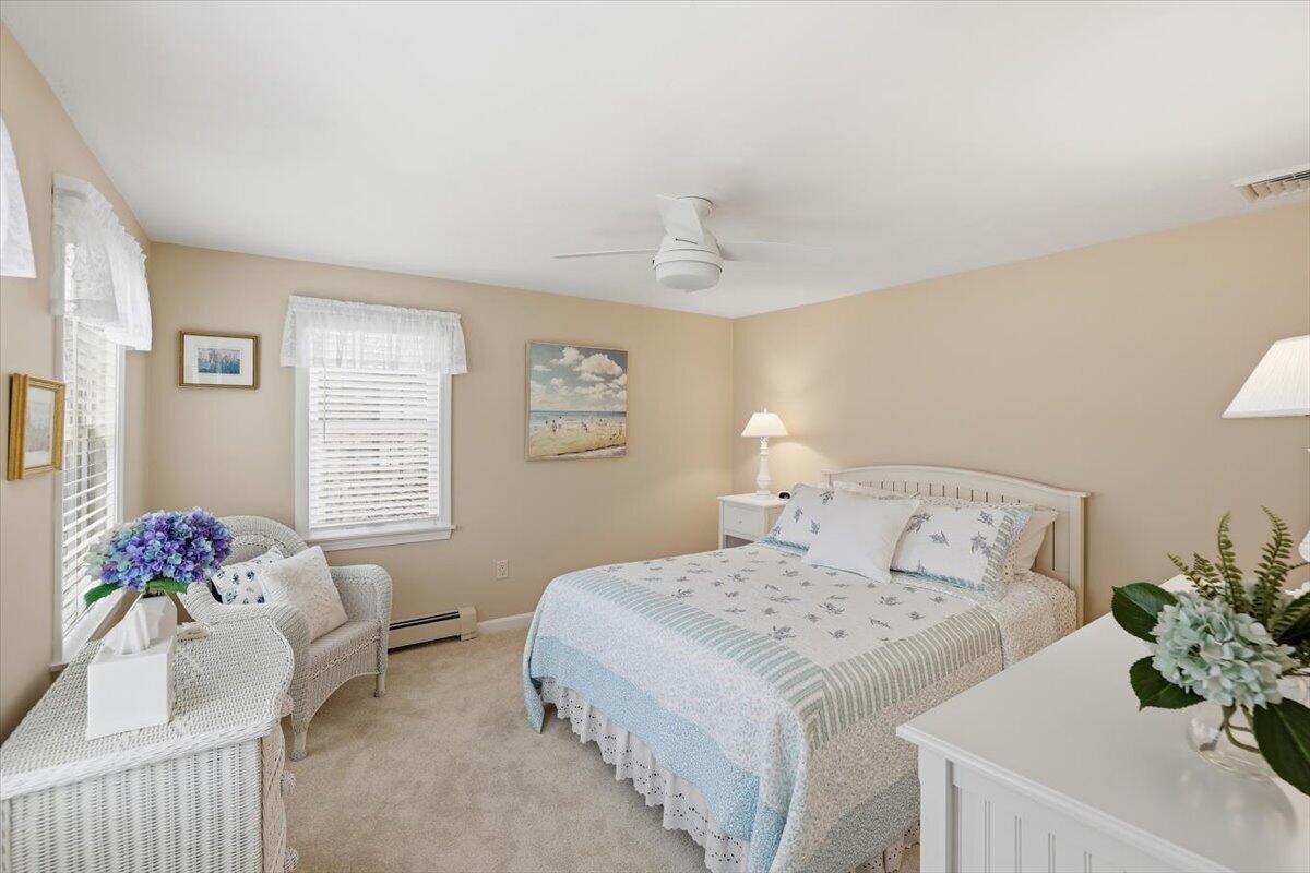 60 Harbor Hill Road Property Photo 33
