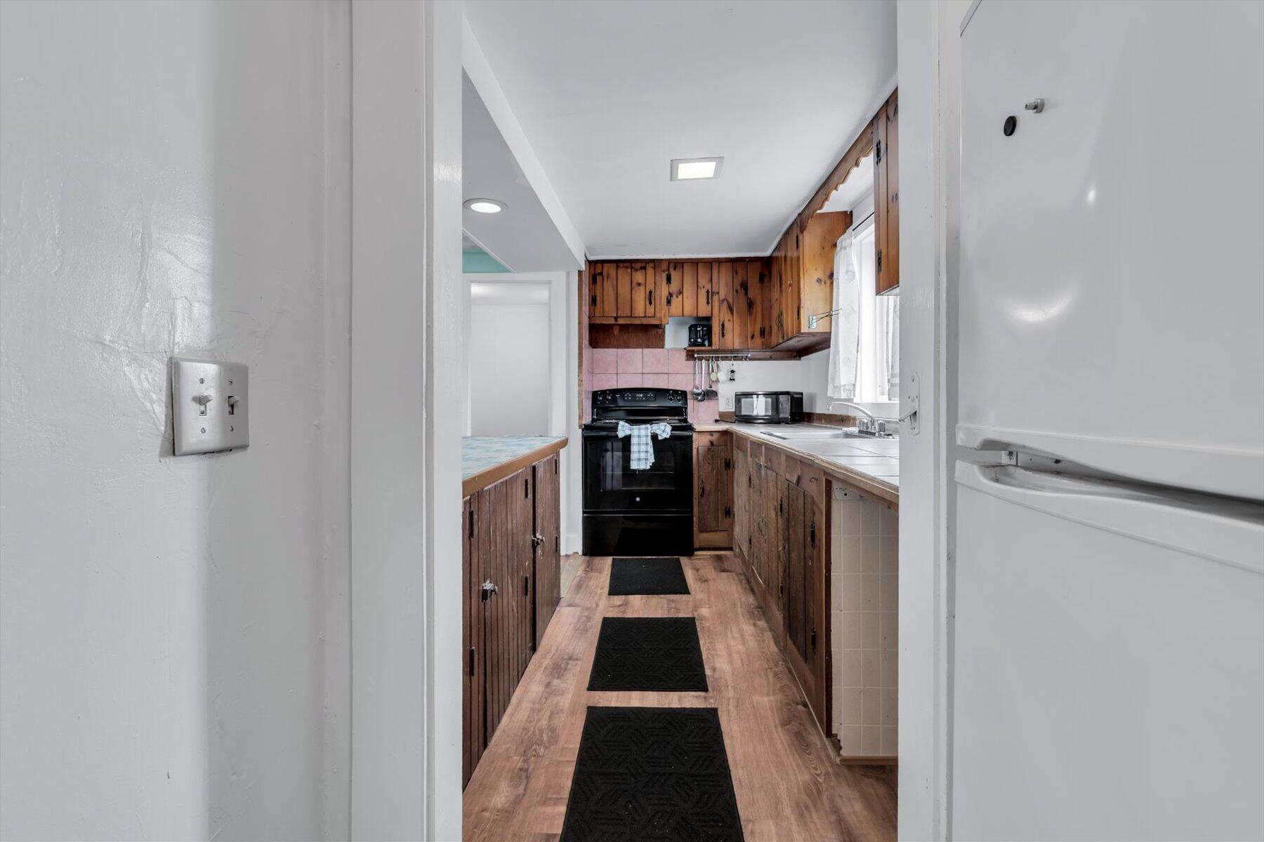 321 Shore Road Unit 14s Property Photo 27