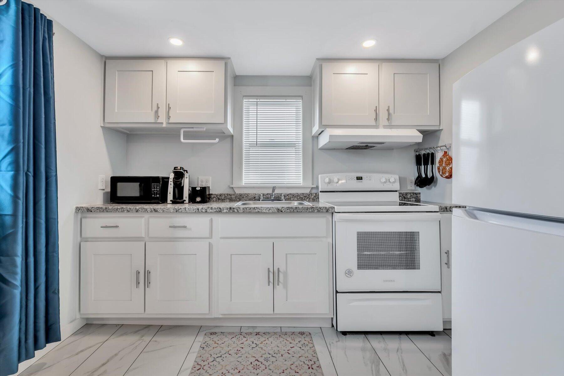 321 Shore Road # 16 Property Photo 61