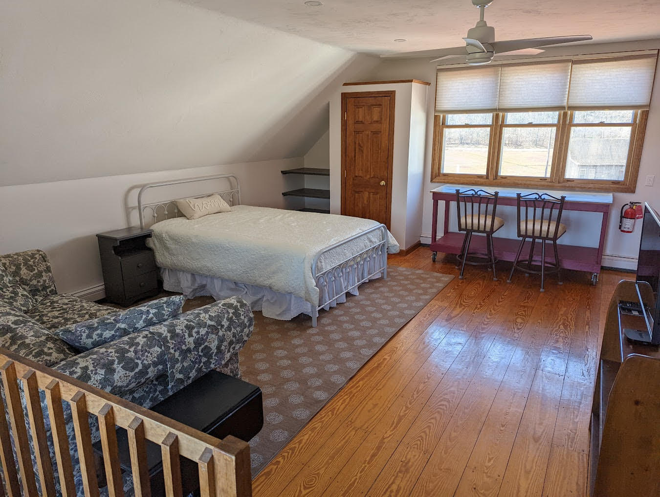 78 Cotuit Road Property Photo 8