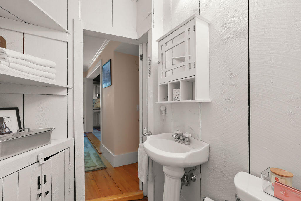 78 Cotuit Road Property Photo 28