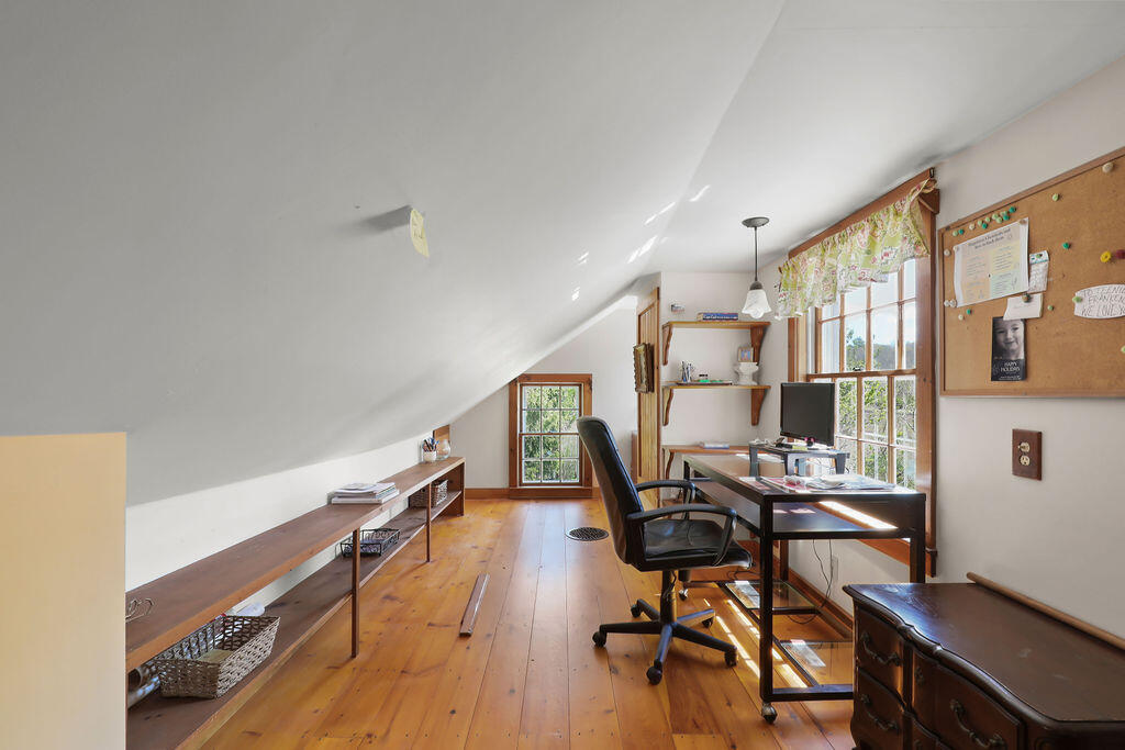 78 Cotuit Road Property Photo 36