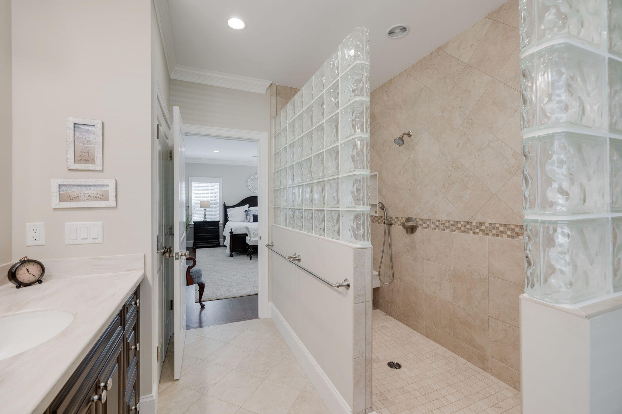 10 Shiverick Road Property Photo 26