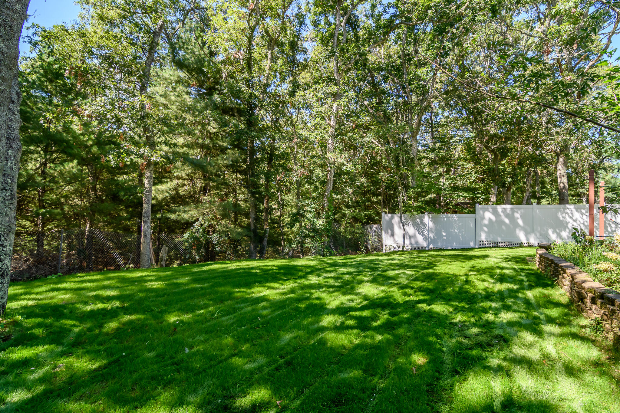 191 James Circle Property Photo 8