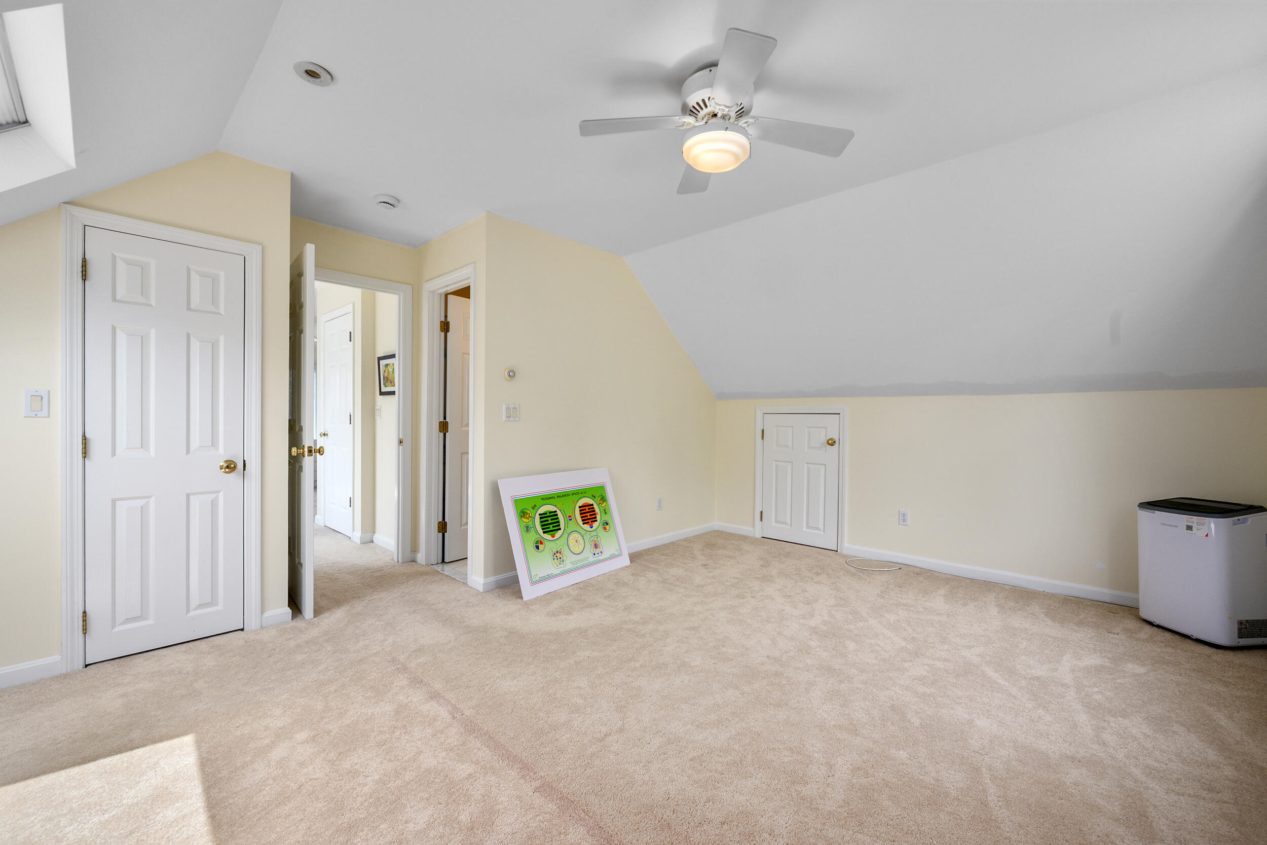 73 Westmoreland Drive Property Photo 40