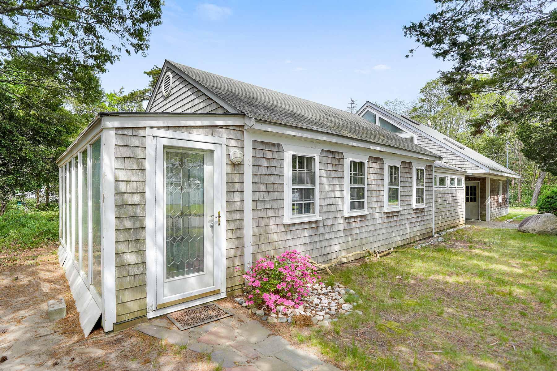 3 Troy Street Property Photo 6