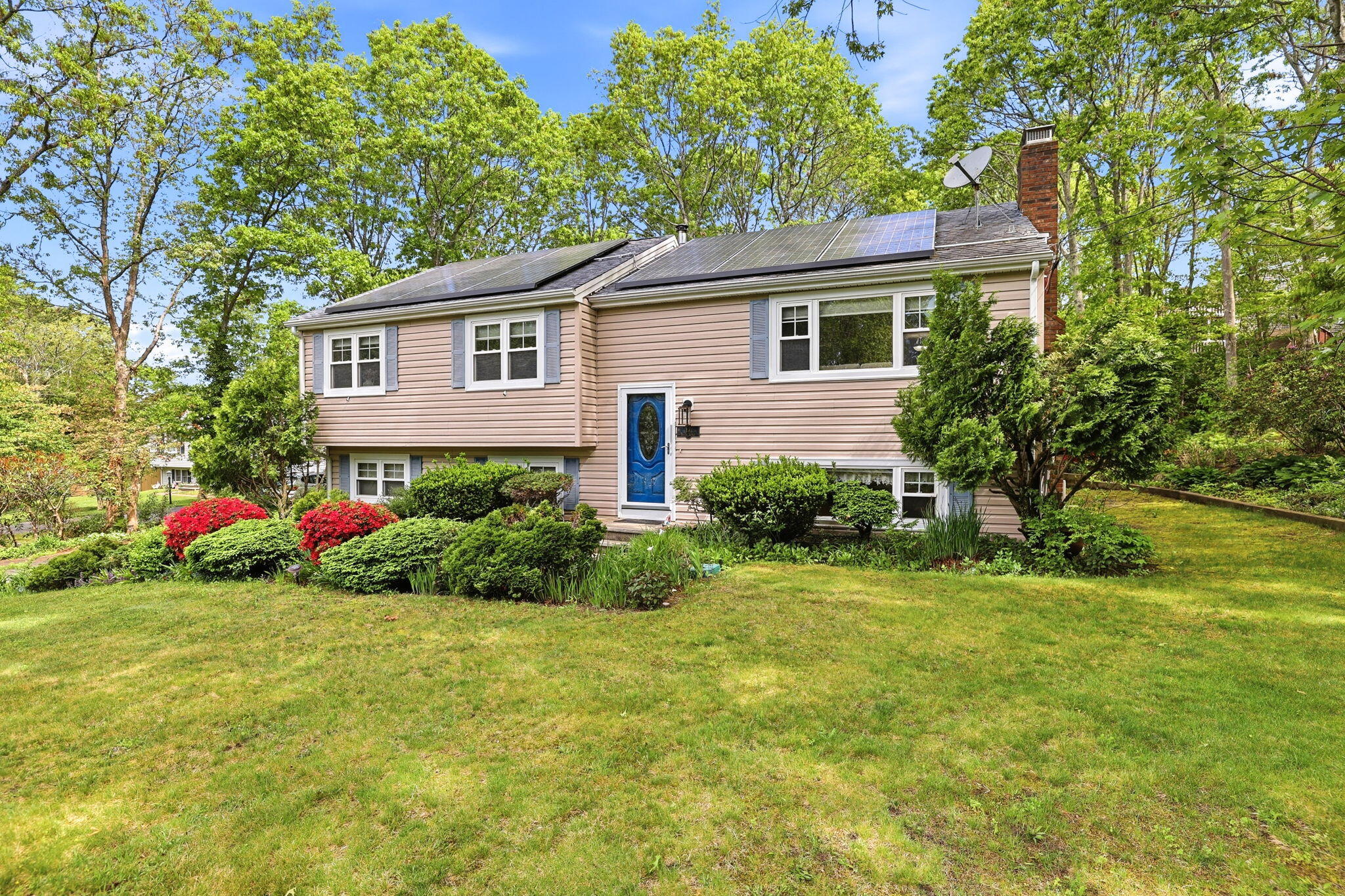 17 Briggs Avenue Property Photo 1