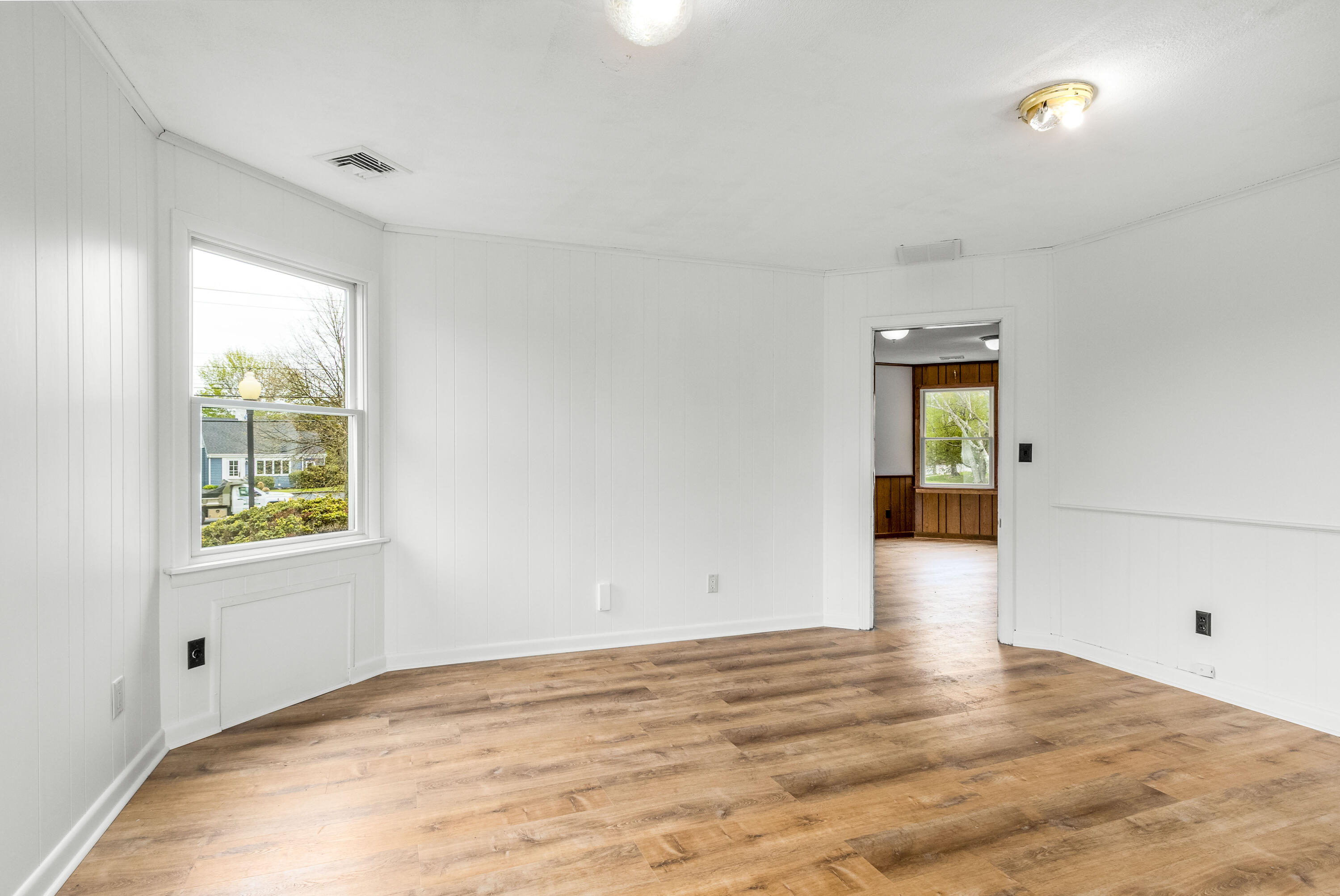 320 Gifford Street # 5 Property Photo 6