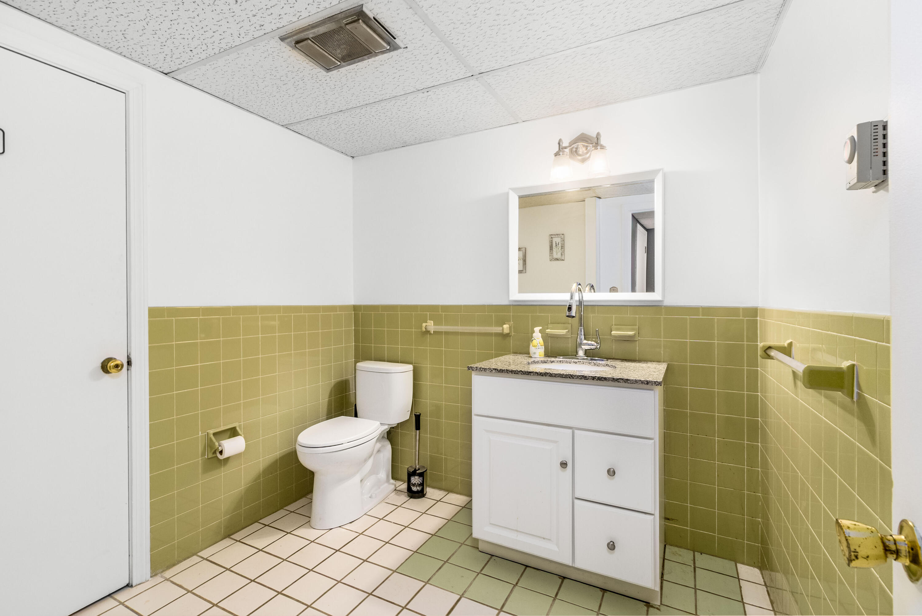 320 Gifford Street # 5 Property Photo 37