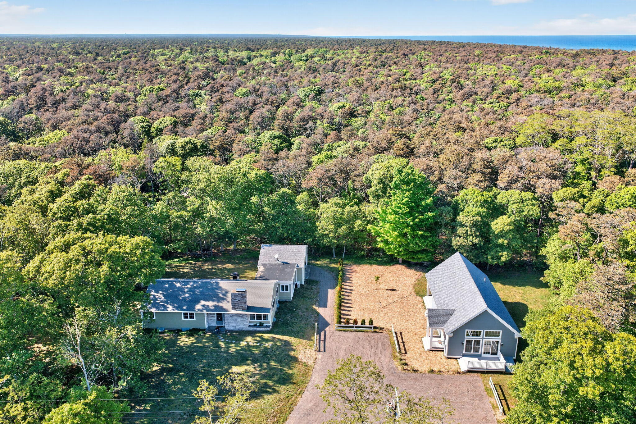 695 Cable Road Property Photo 1