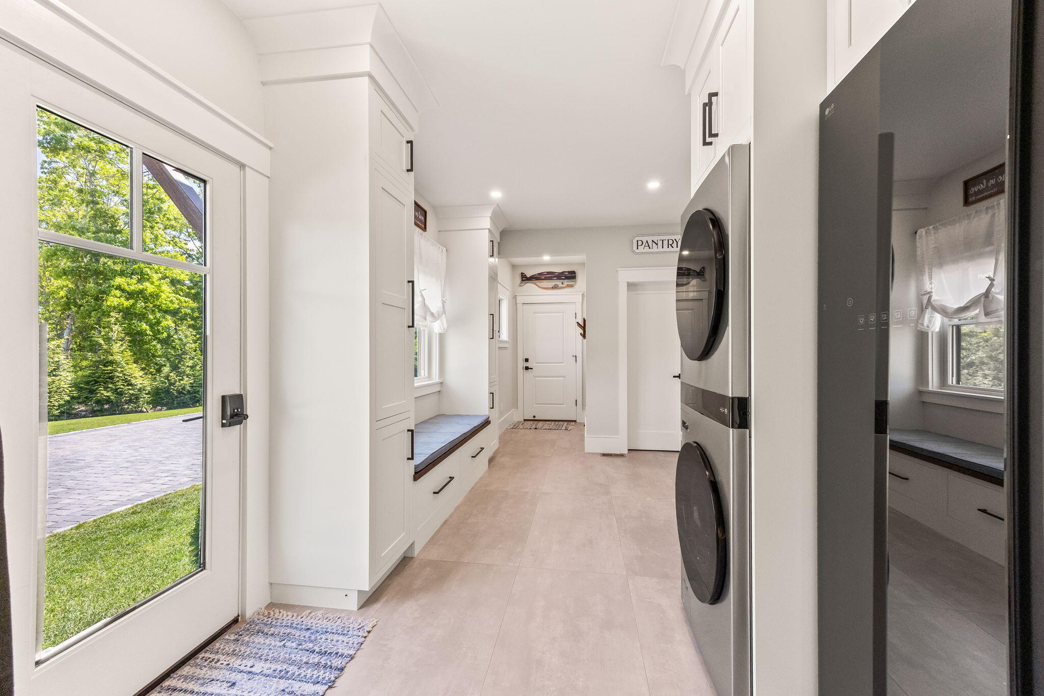83 Sisters Circle Property Photo 15