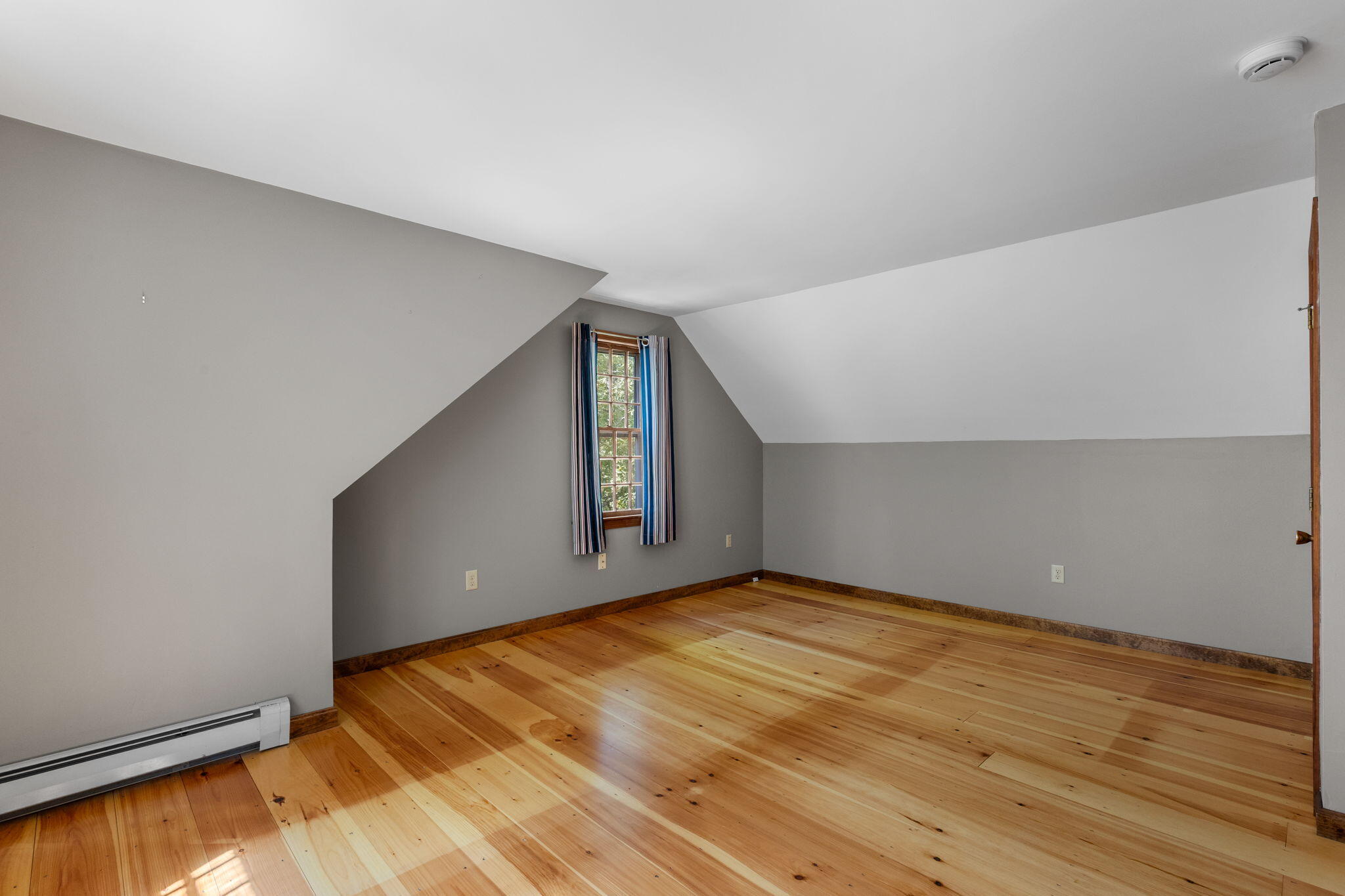 114 King Arthur Drive Property Photo 17