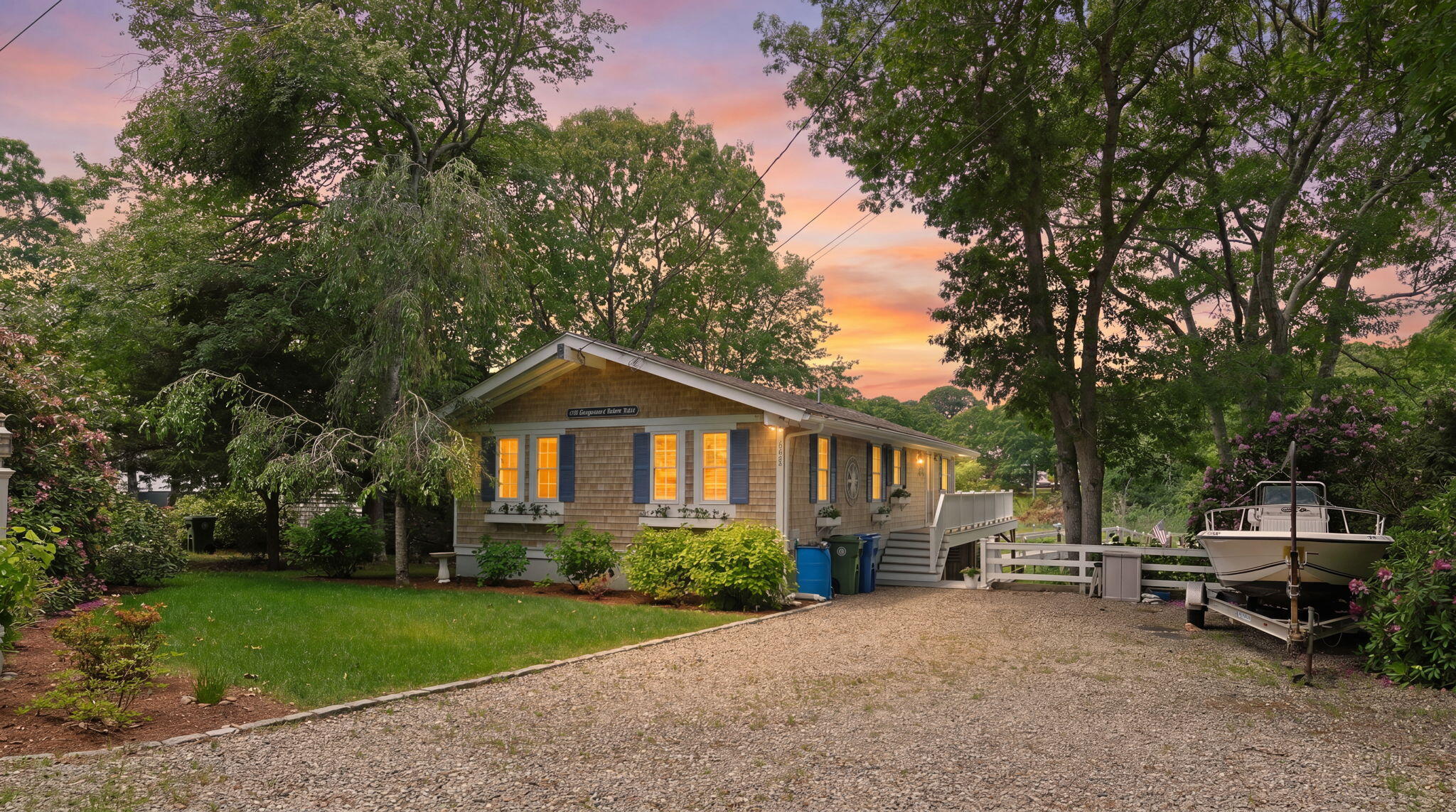 133 Edgewater Drive W Property Photo 1