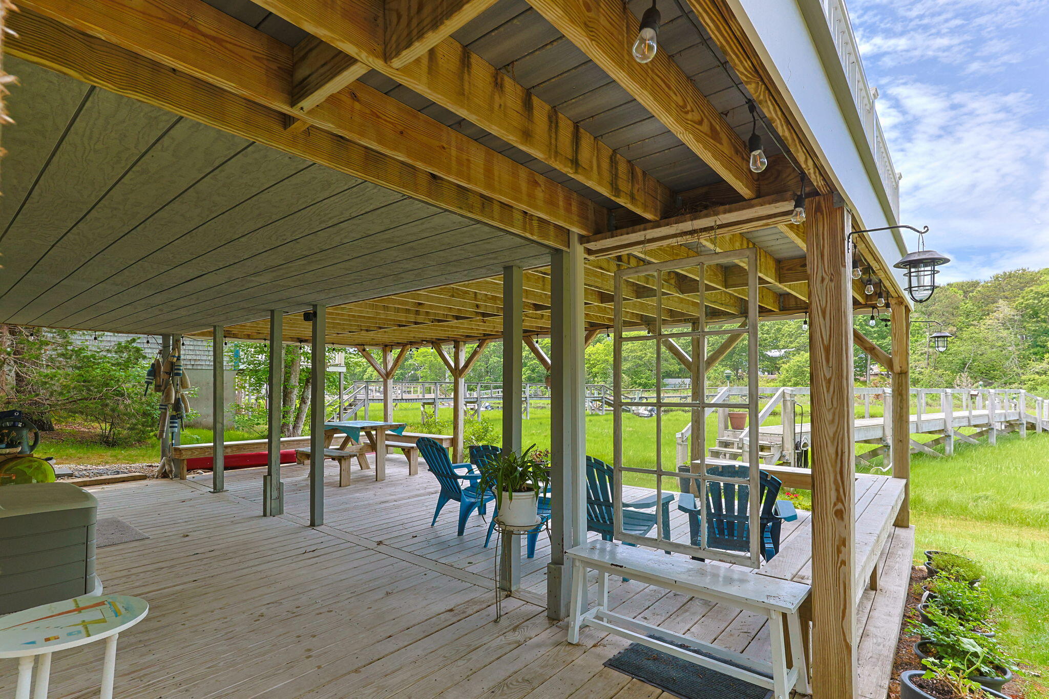 133 Edgewater Drive W Property Photo 37