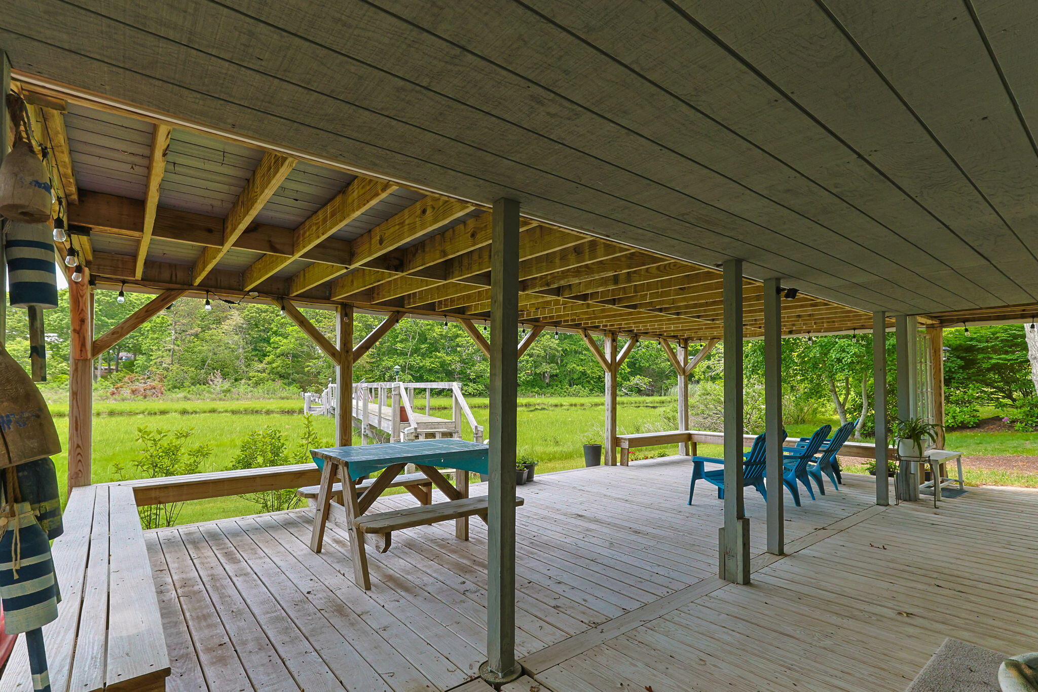 133 Edgewater Drive W Property Photo 38