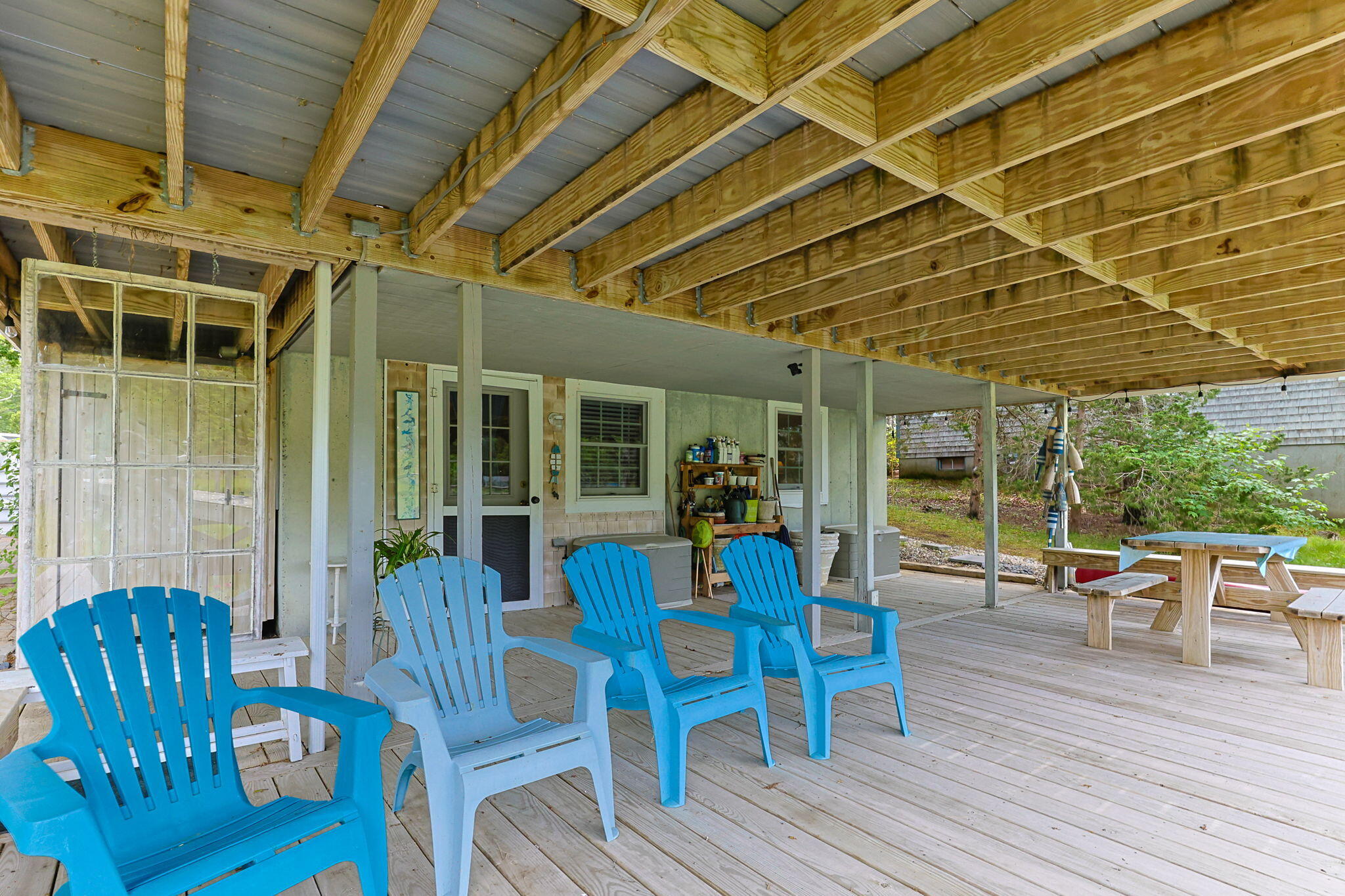 133 Edgewater Drive W Property Photo 39