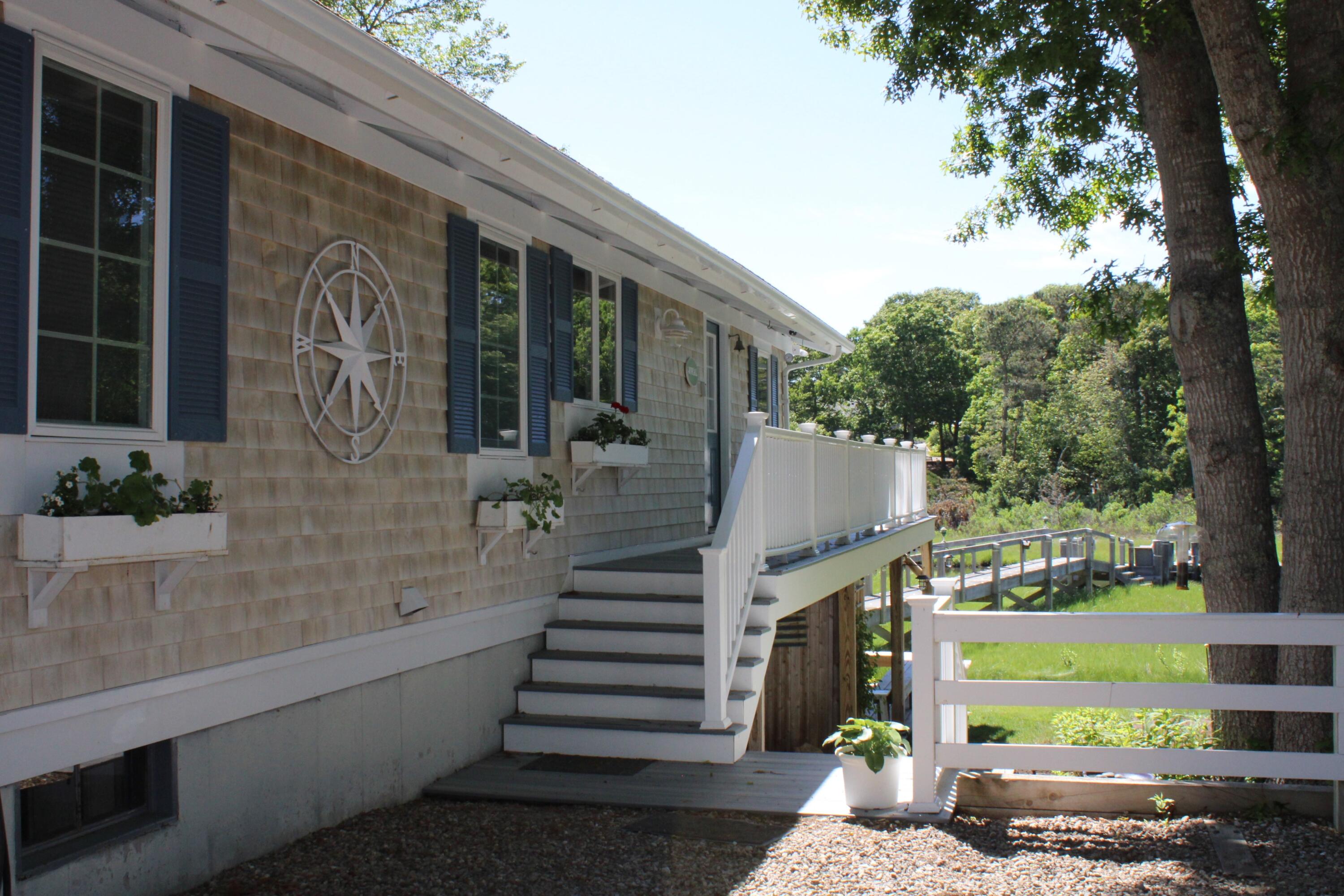133 Edgewater Drive W Property Photo 42