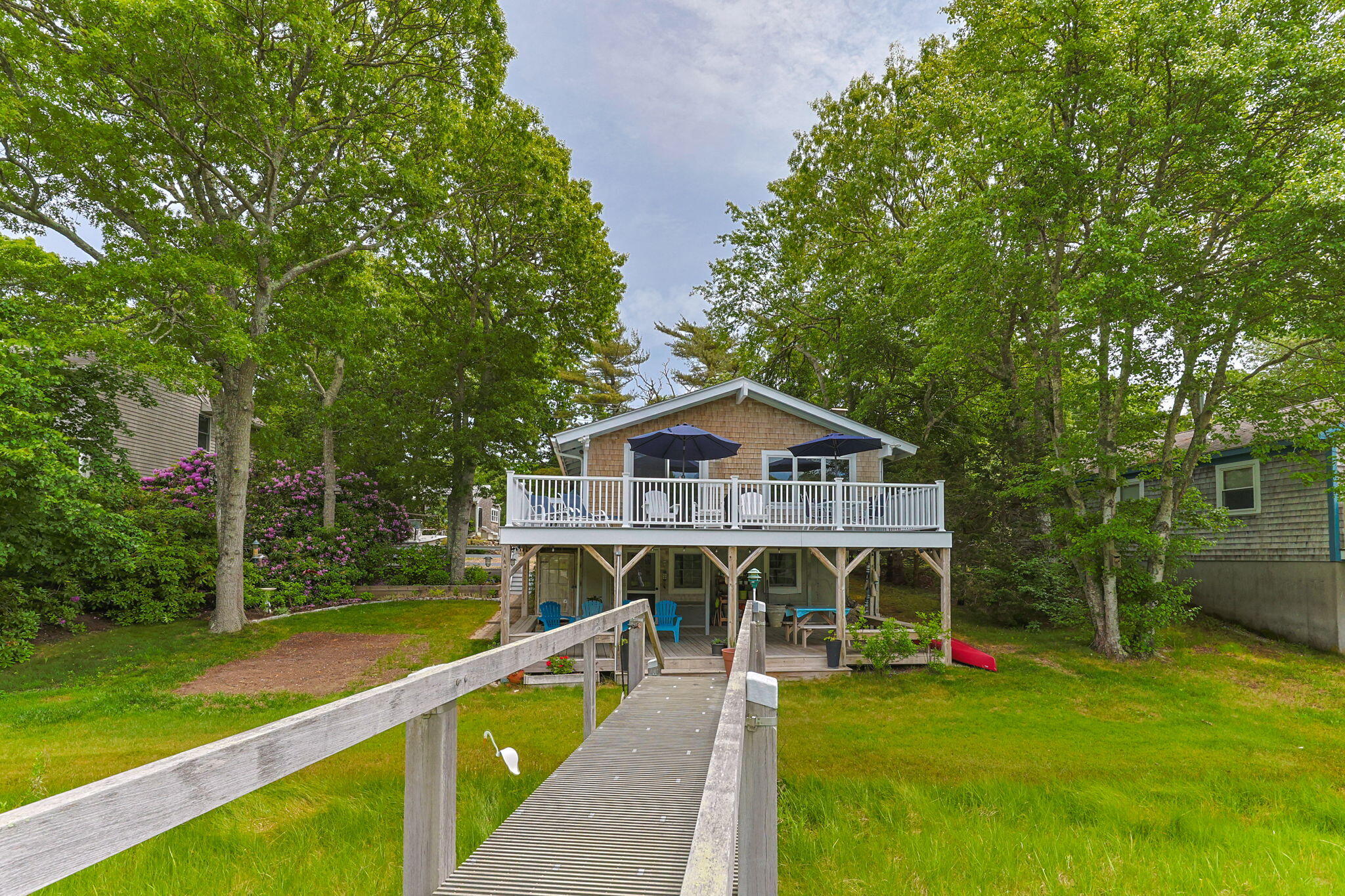 133 Edgewater Drive W Property Photo 43