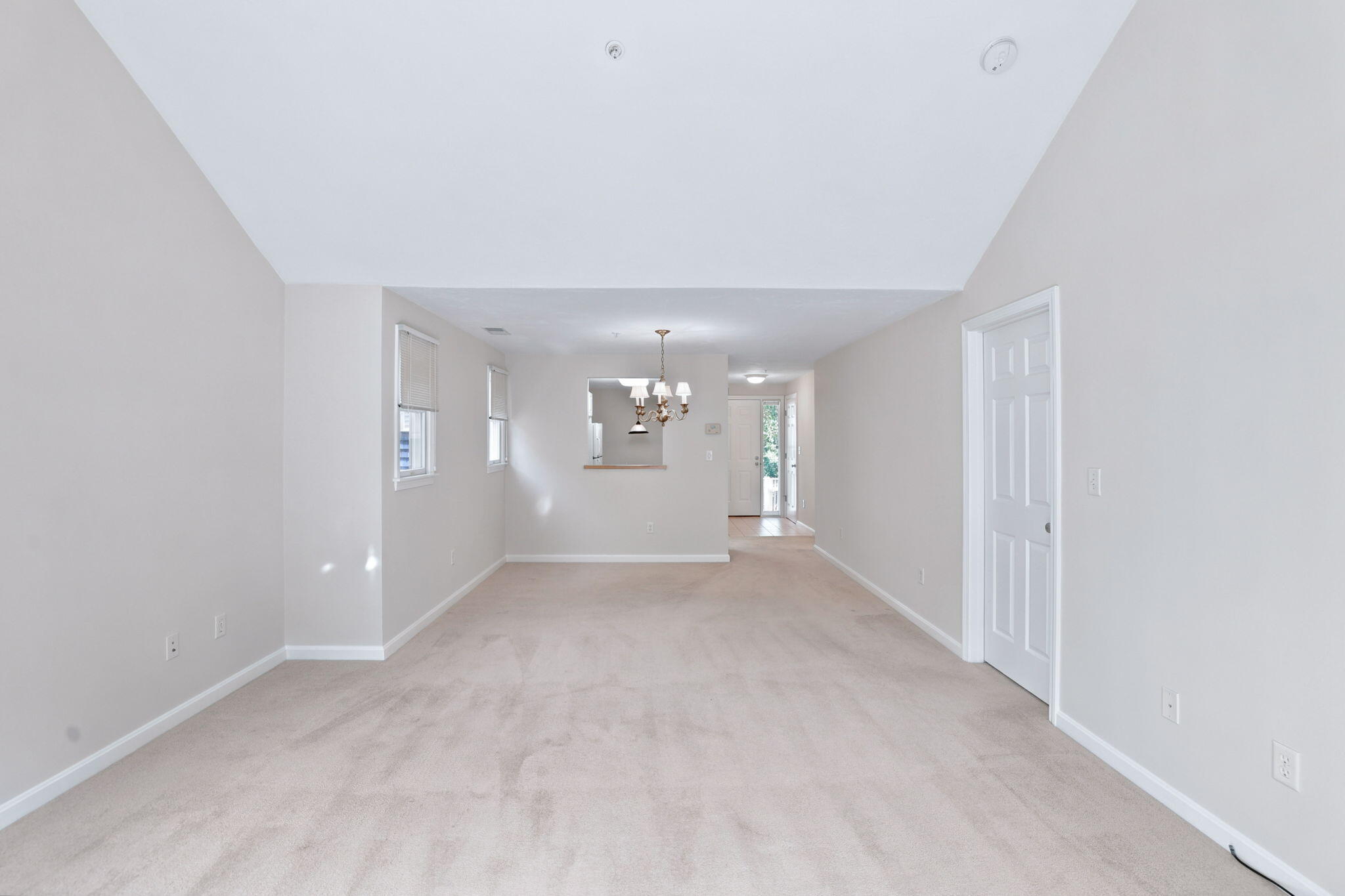 4 Wildflower Lane Unit 4 Property Photo 11