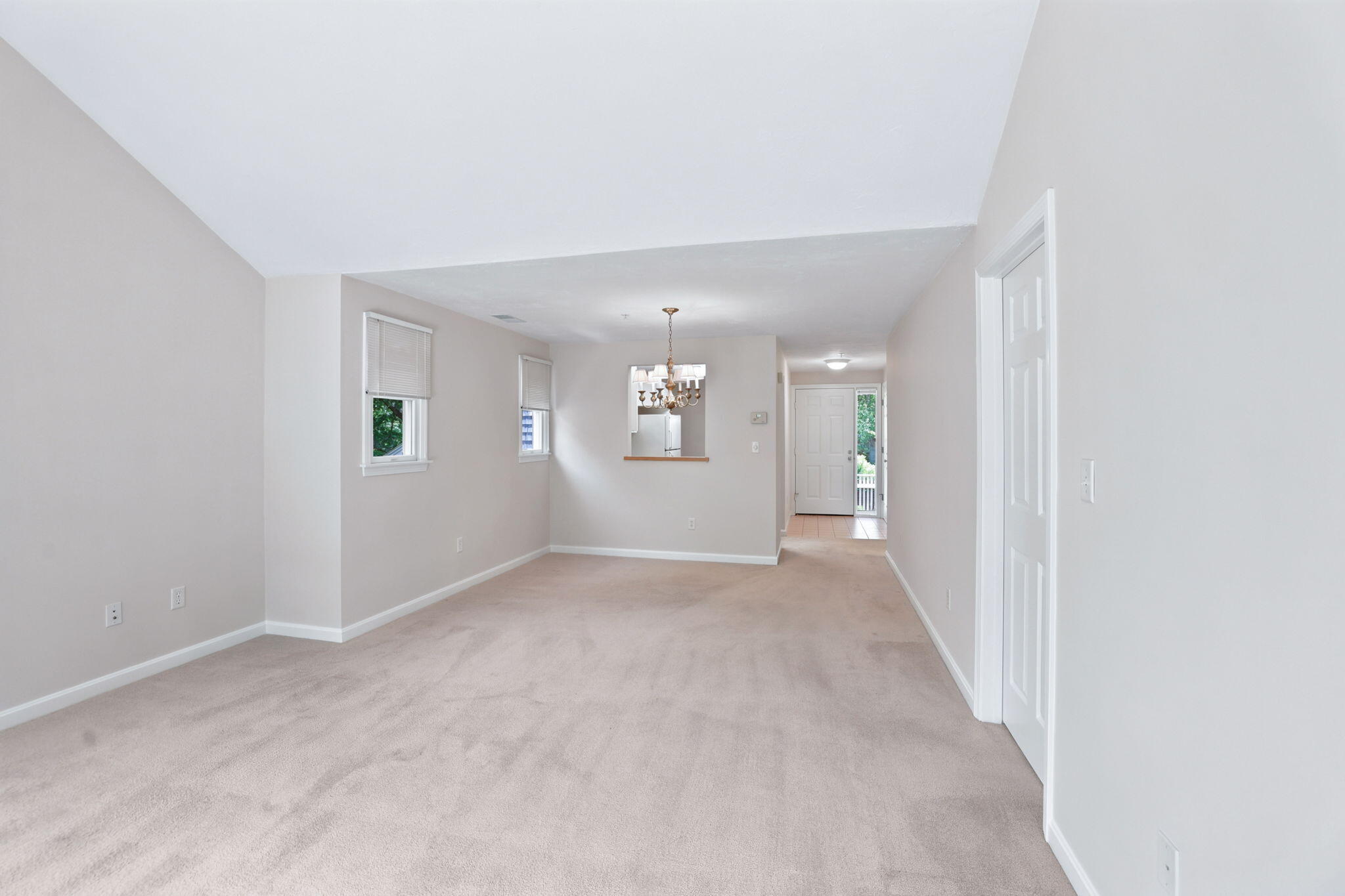 4 Wildflower Lane Unit 4 Property Photo 12