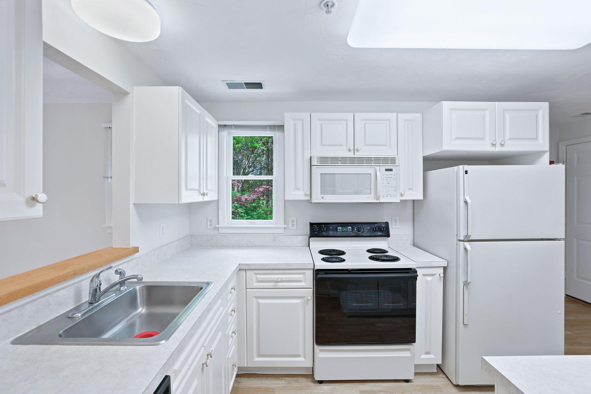 4 Wildflower Lane Unit 4 Property Photo 28
