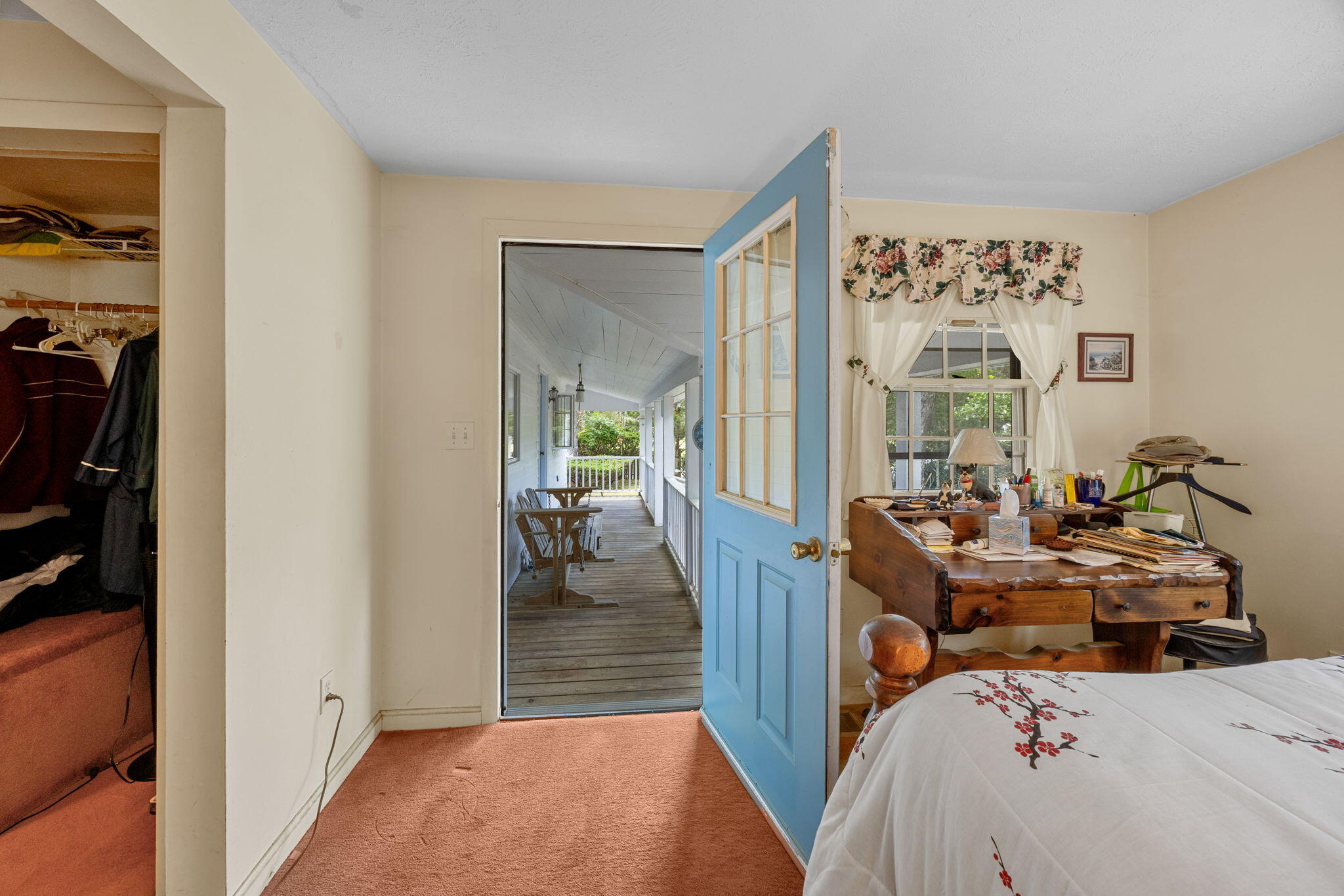 166 James Circle Property Photo 27