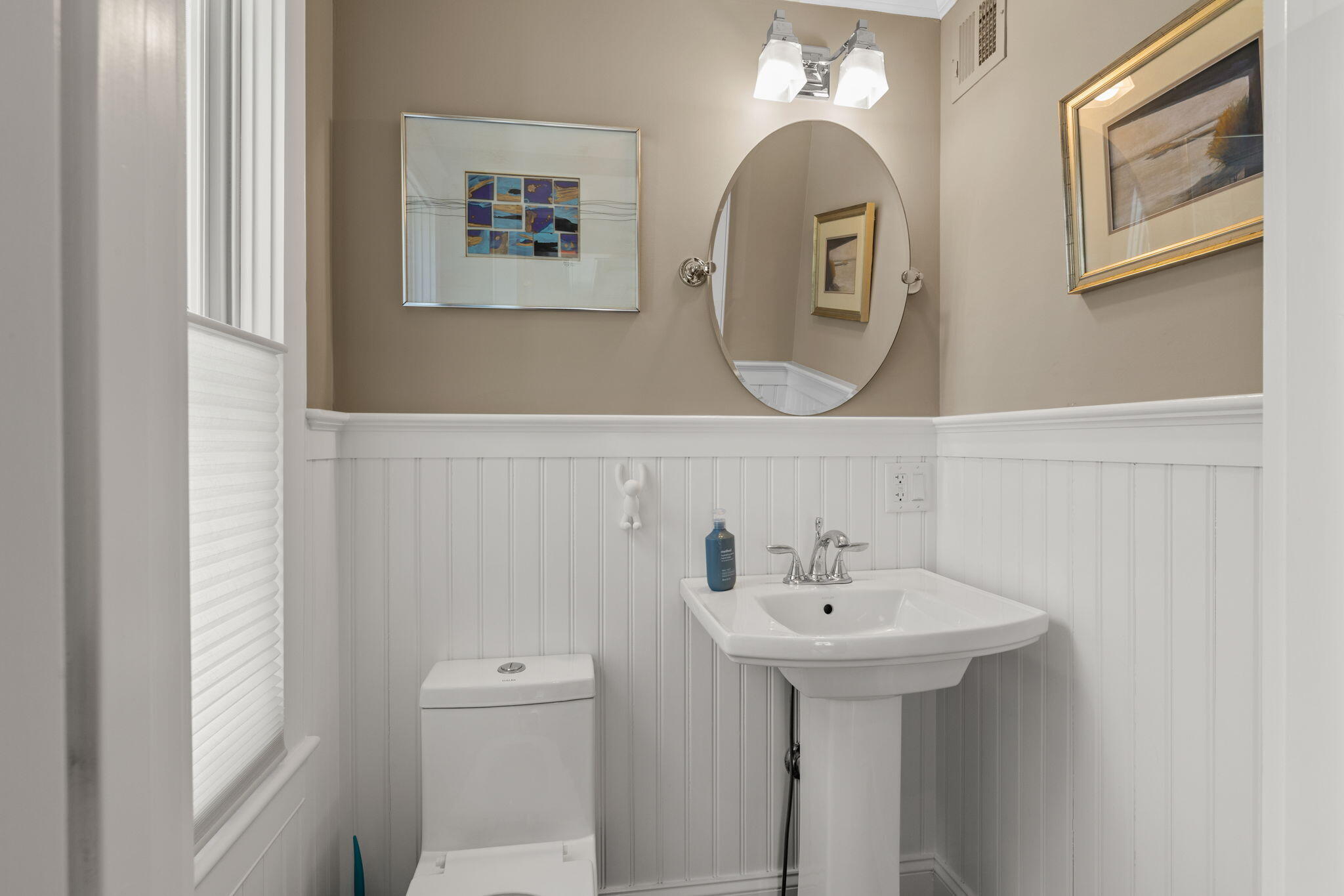 24 Cottage Street Property Photo 8