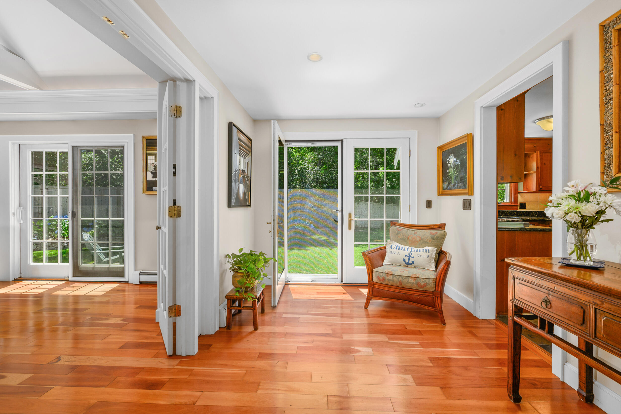 88 Indian Hill Road N Property Photo 11