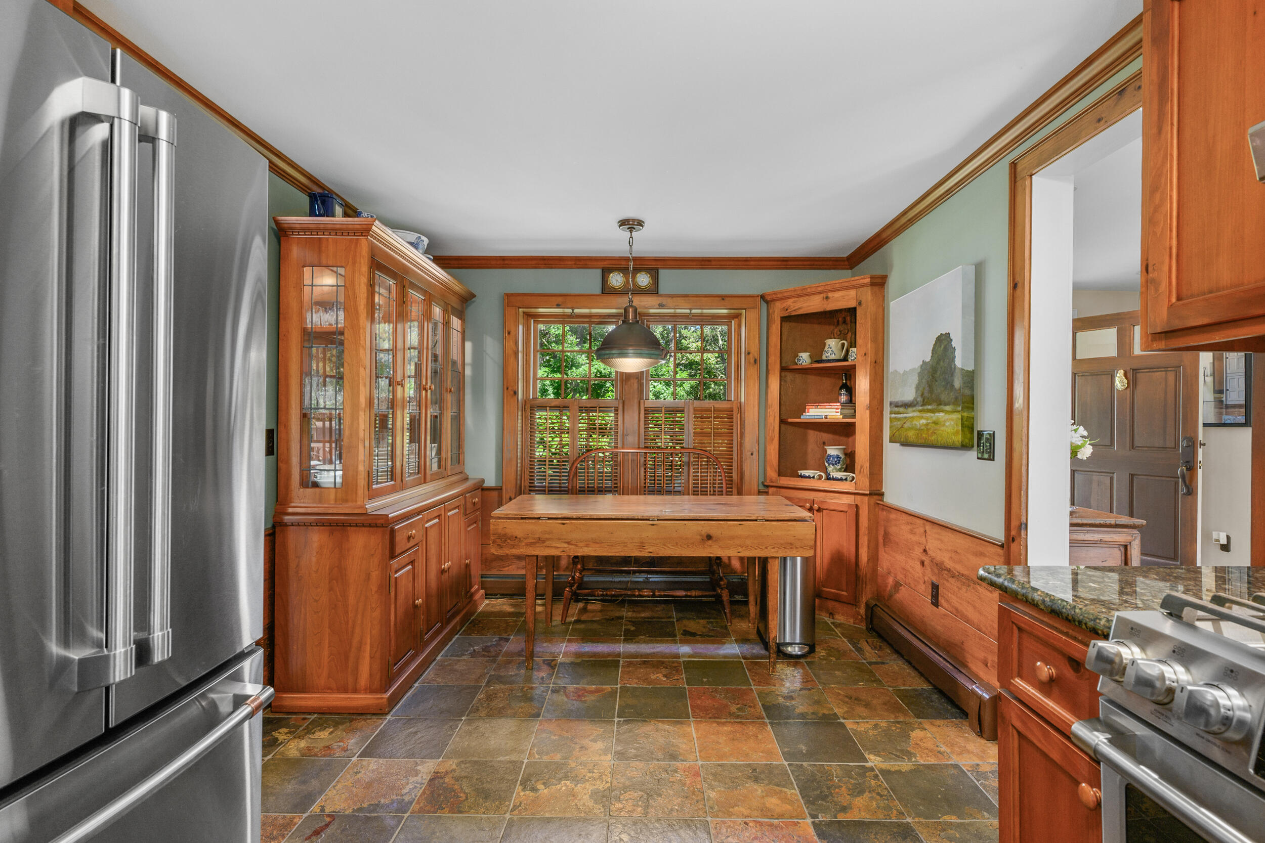 88 Indian Hill Road N Property Photo 16
