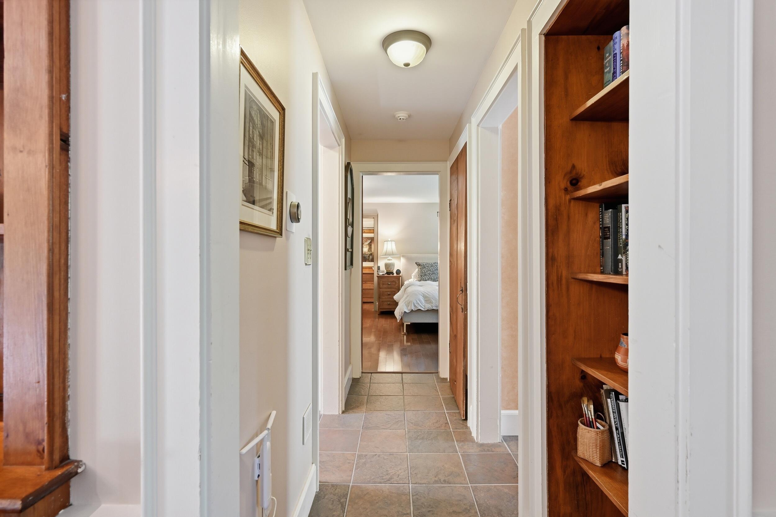 88 Indian Hill Road N Property Photo 24