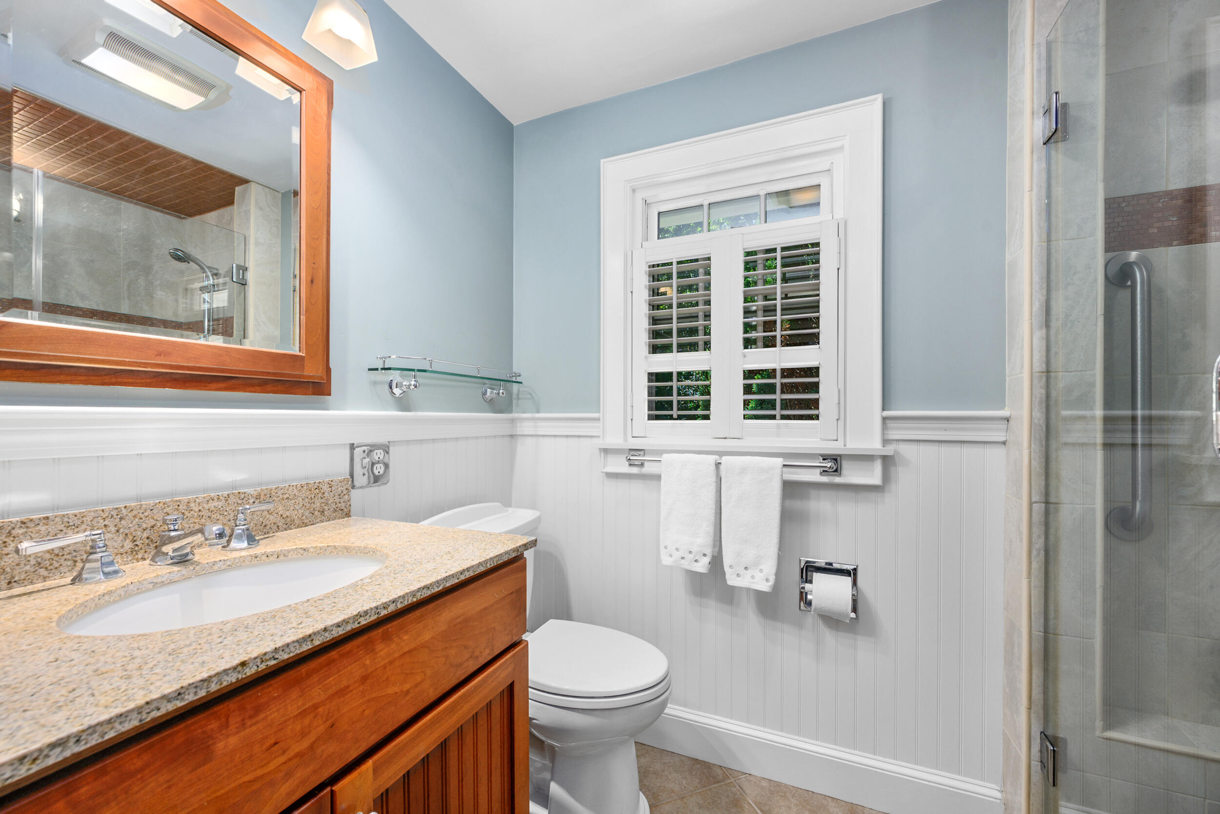 88 Indian Hill Road N Property Photo 29