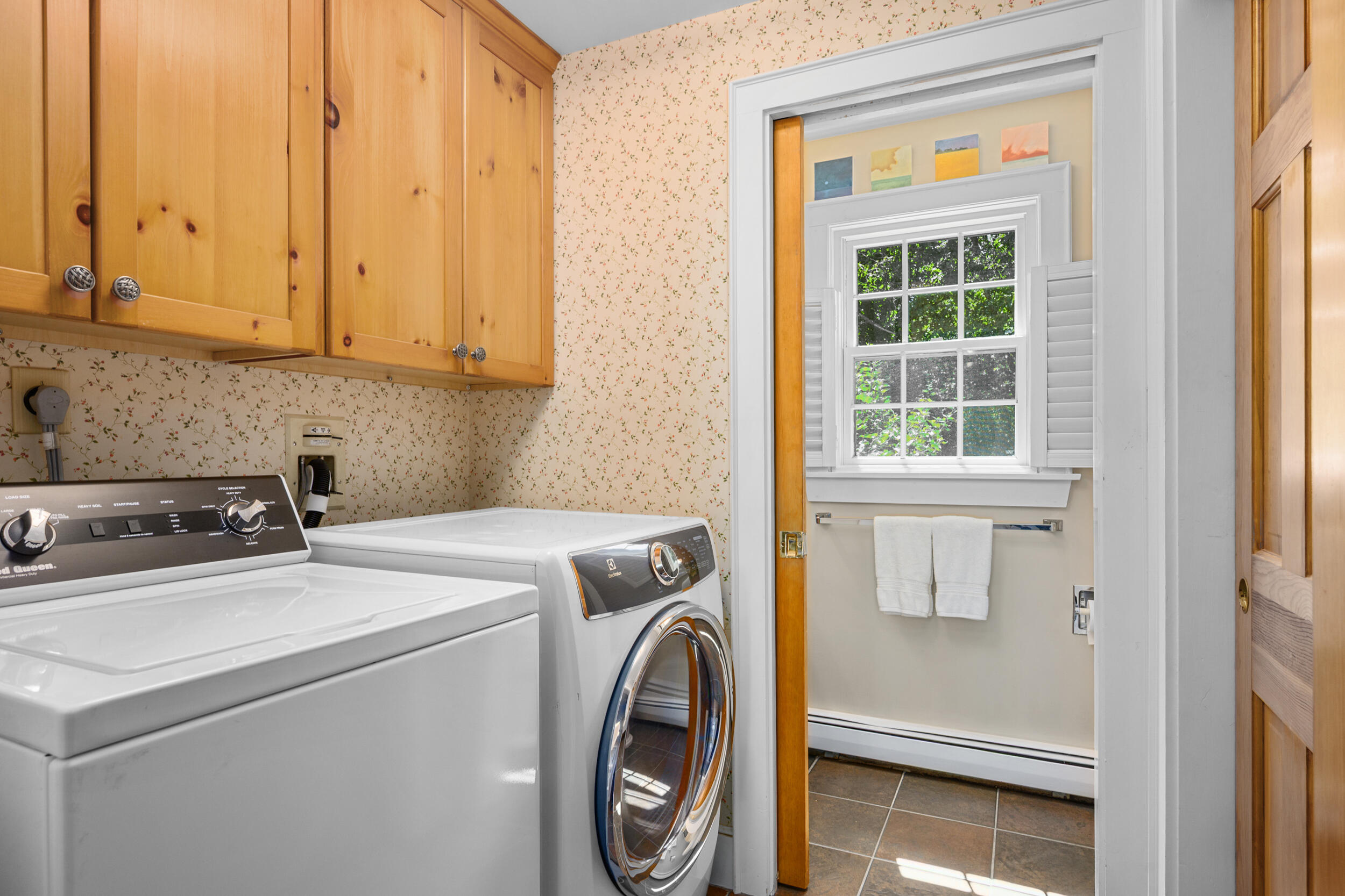 88 Indian Hill Road N Property Photo 30