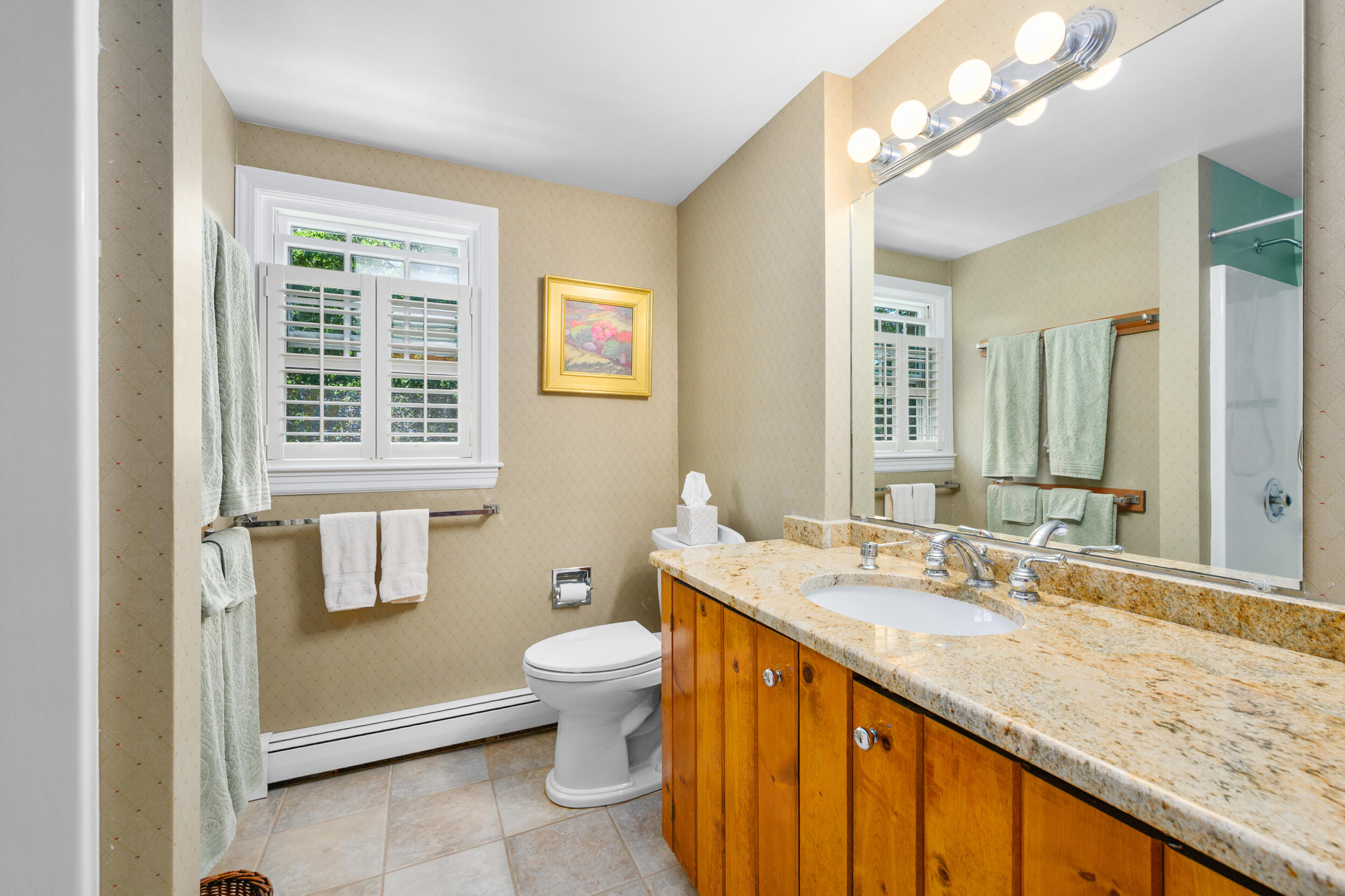 88 Indian Hill Road N Property Photo 37