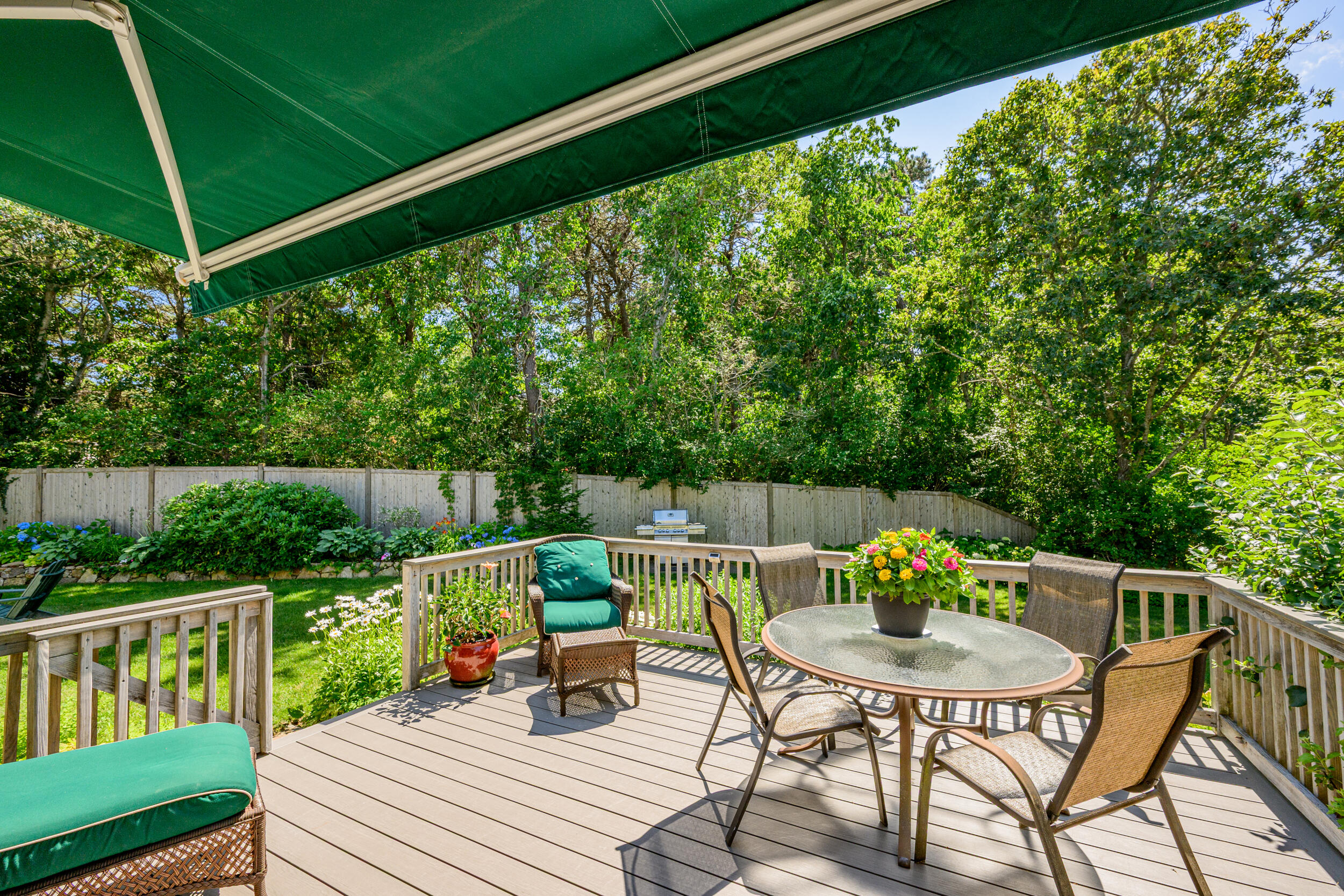 88 Indian Hill Road N Property Photo 44