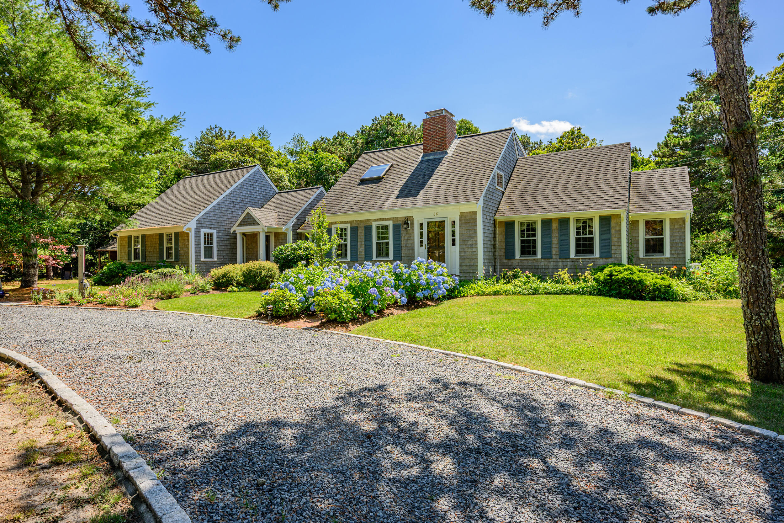 88 Indian Hill Road N Property Photo 54