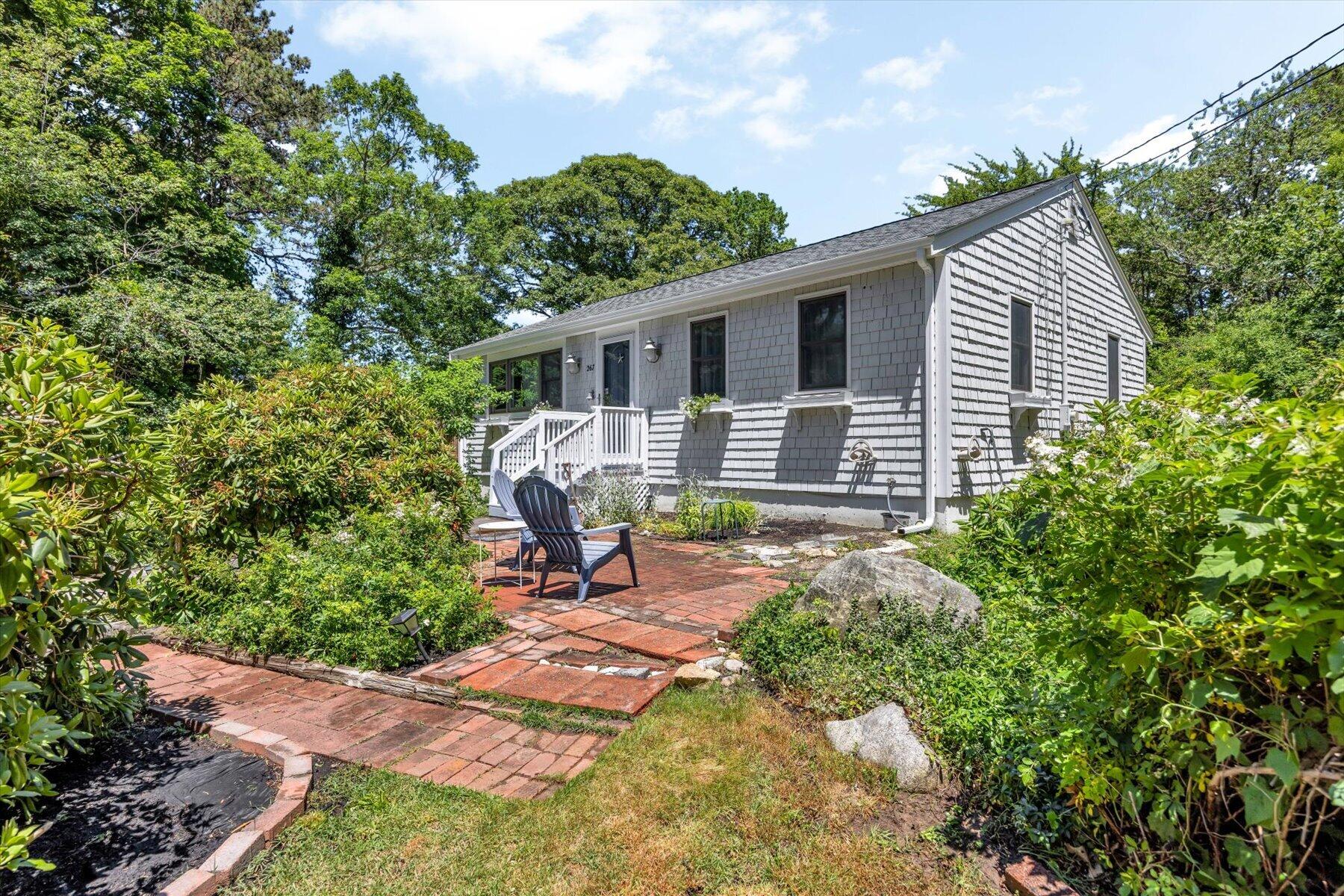 267 Alden Drive Property Photo 4
