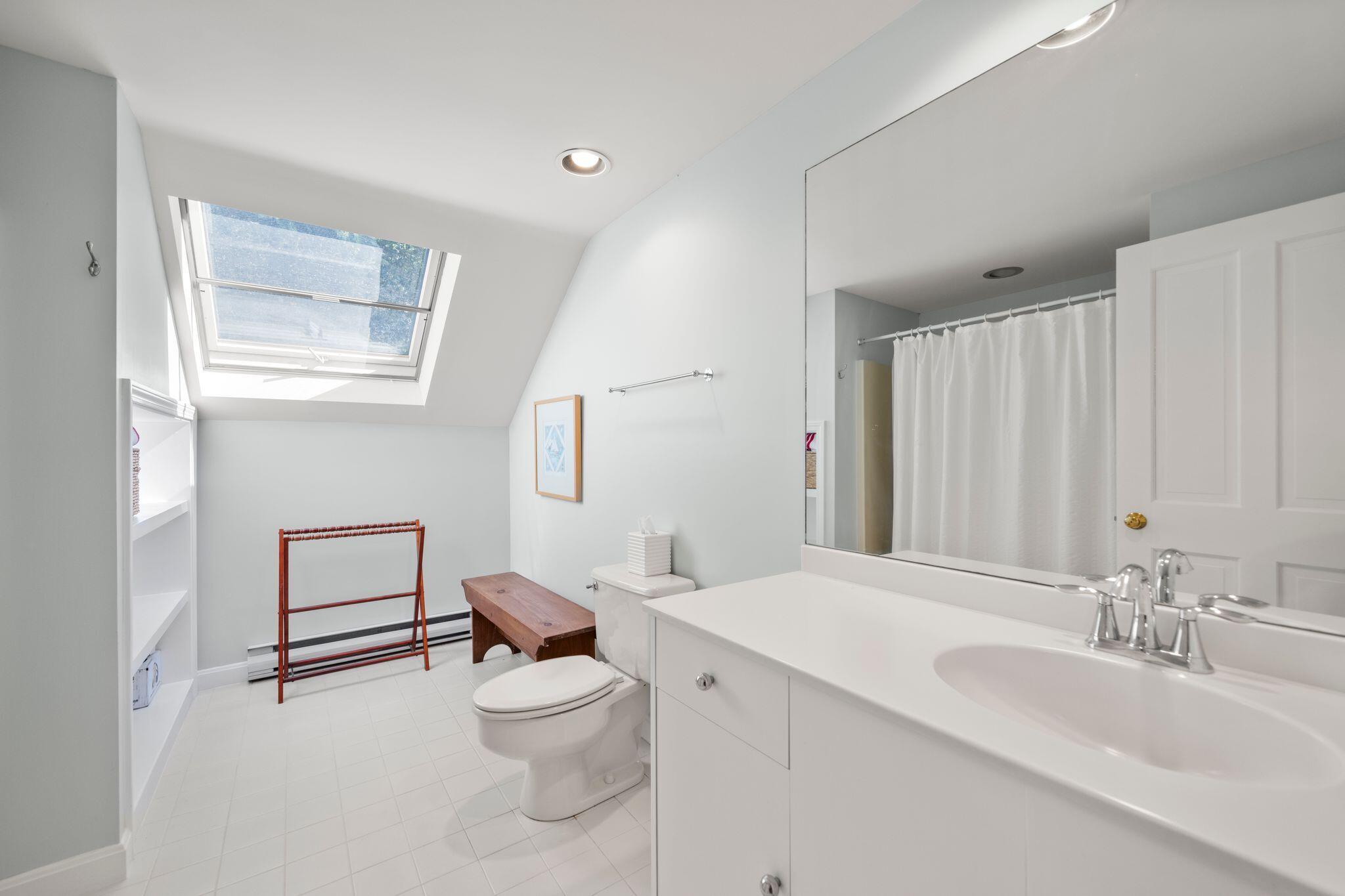 15 Hayward Lane Property Photo 21
