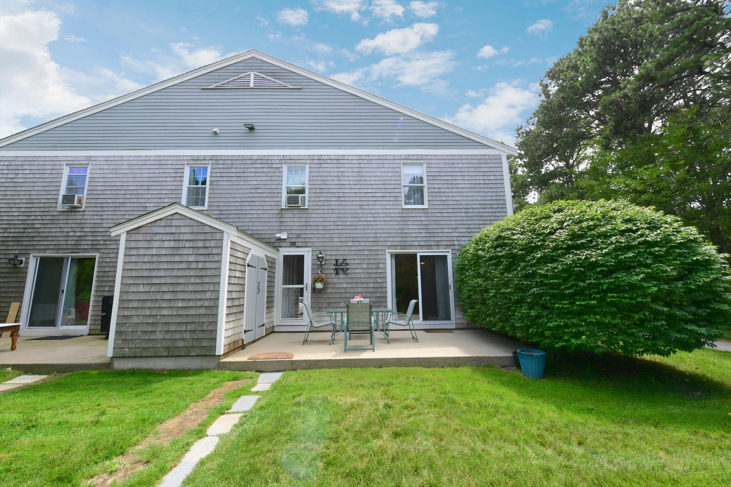 3b Village Green Drive Property Photo 32