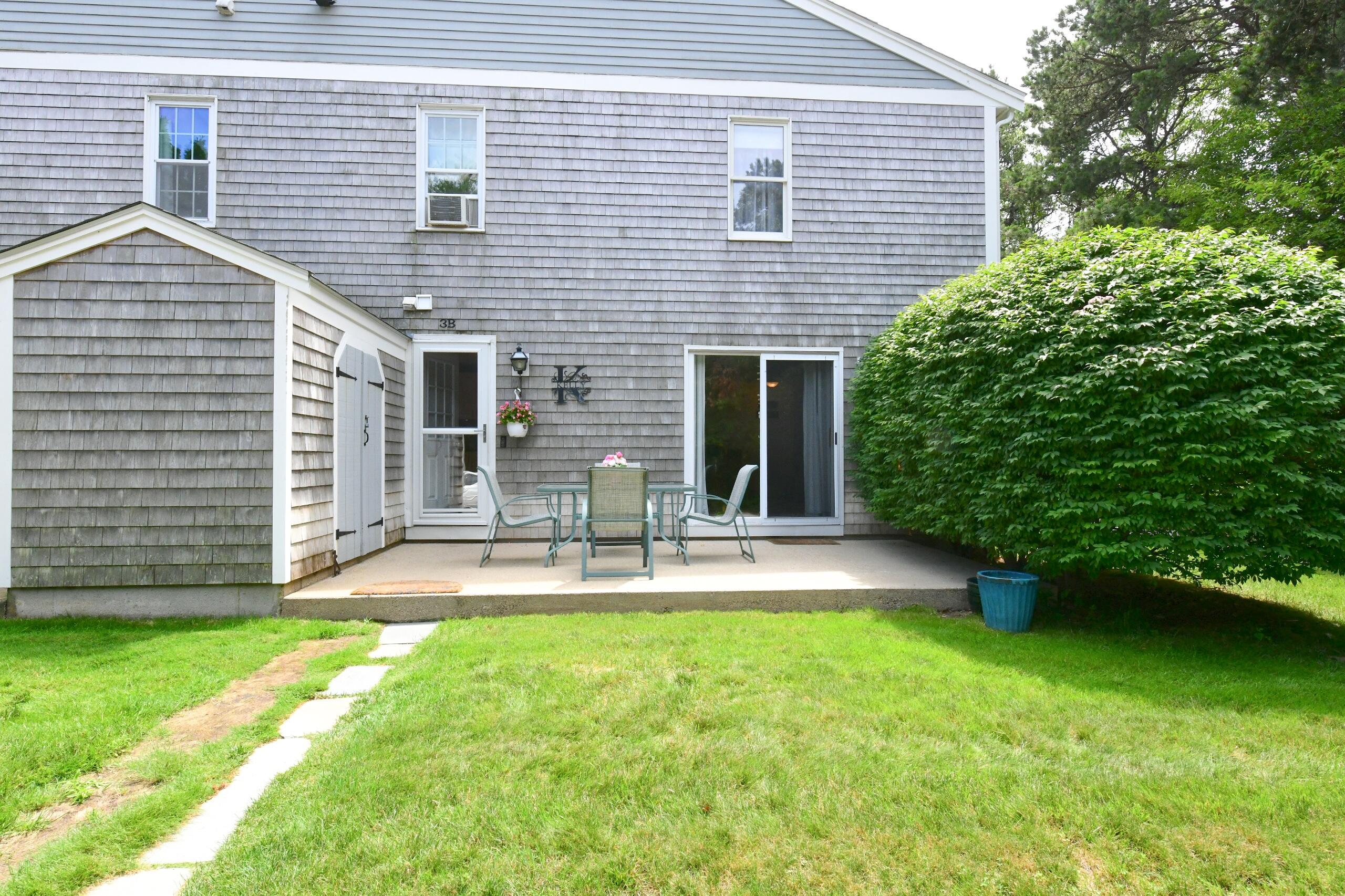 3b Village Green Drive Property Photo 33
