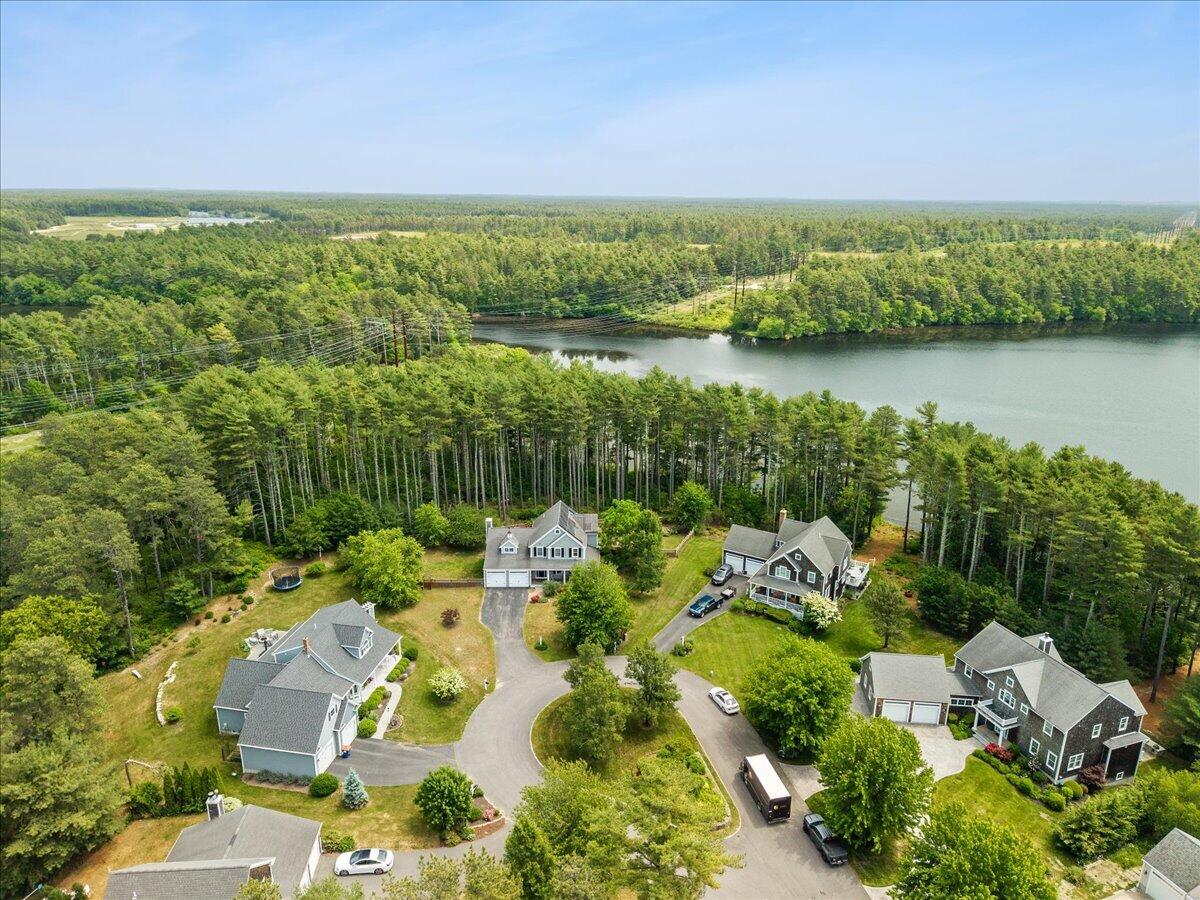 22 Red Pine Lane Property Photo 3