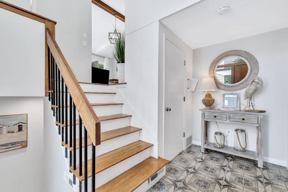 27 Running Light Way Property Photo 5