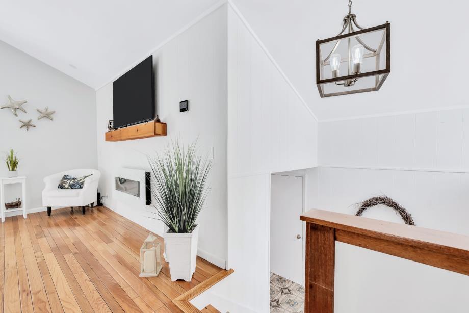 27 Running Light Way Property Photo 9