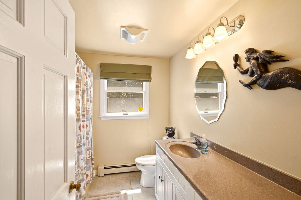 10 Circle Drive Property Photo 12