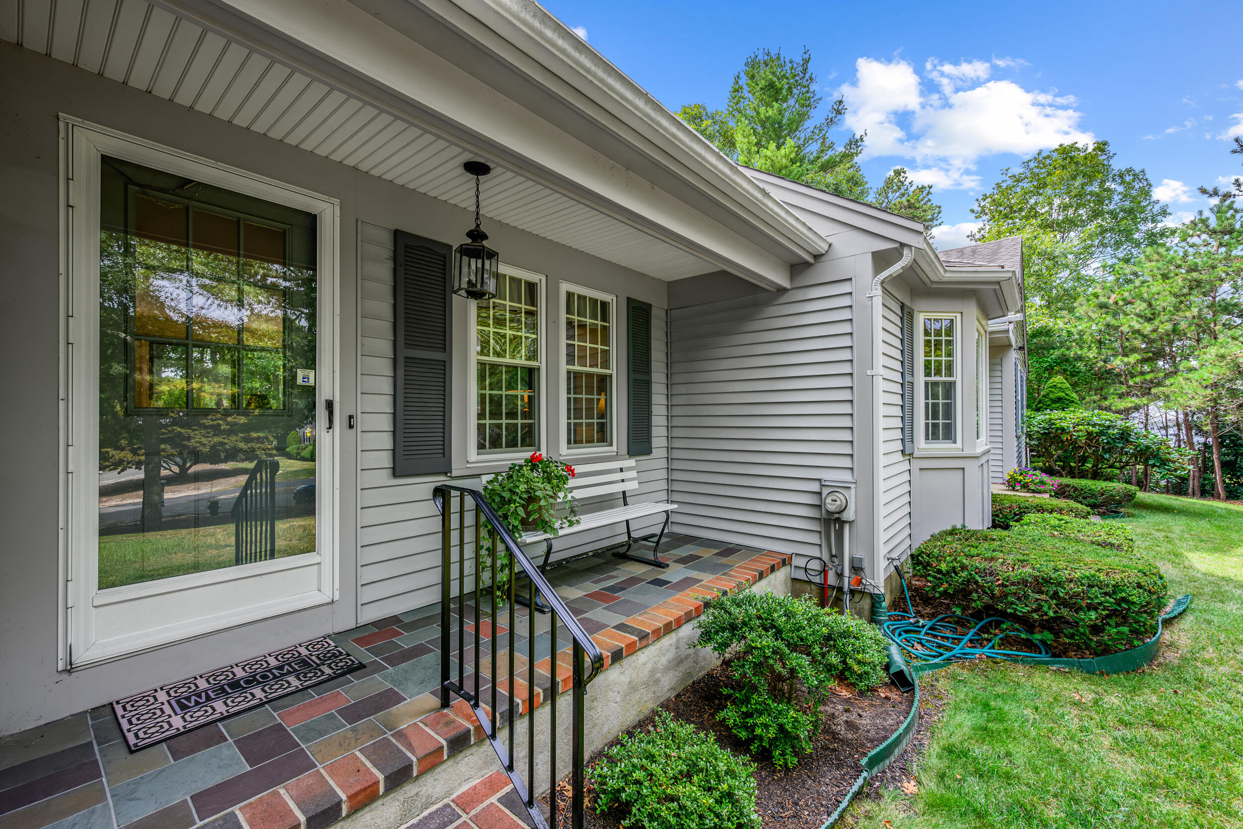 52 Greenland Circle Property Photo 4