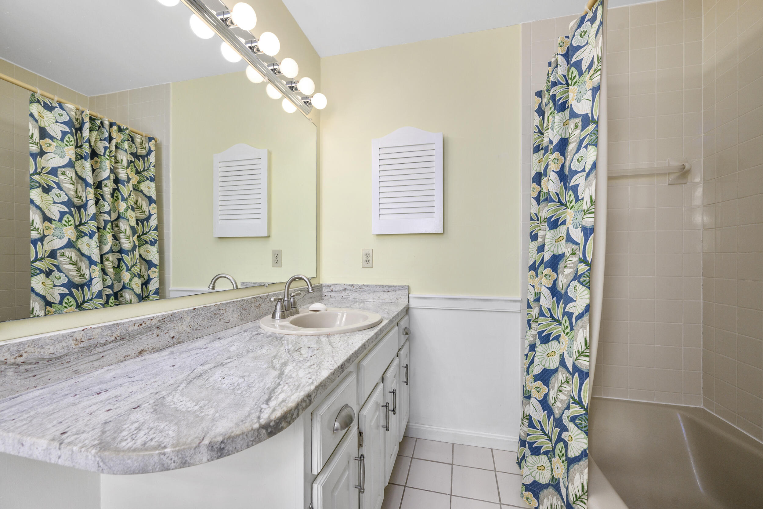 52 Greenland Circle Property Photo 31