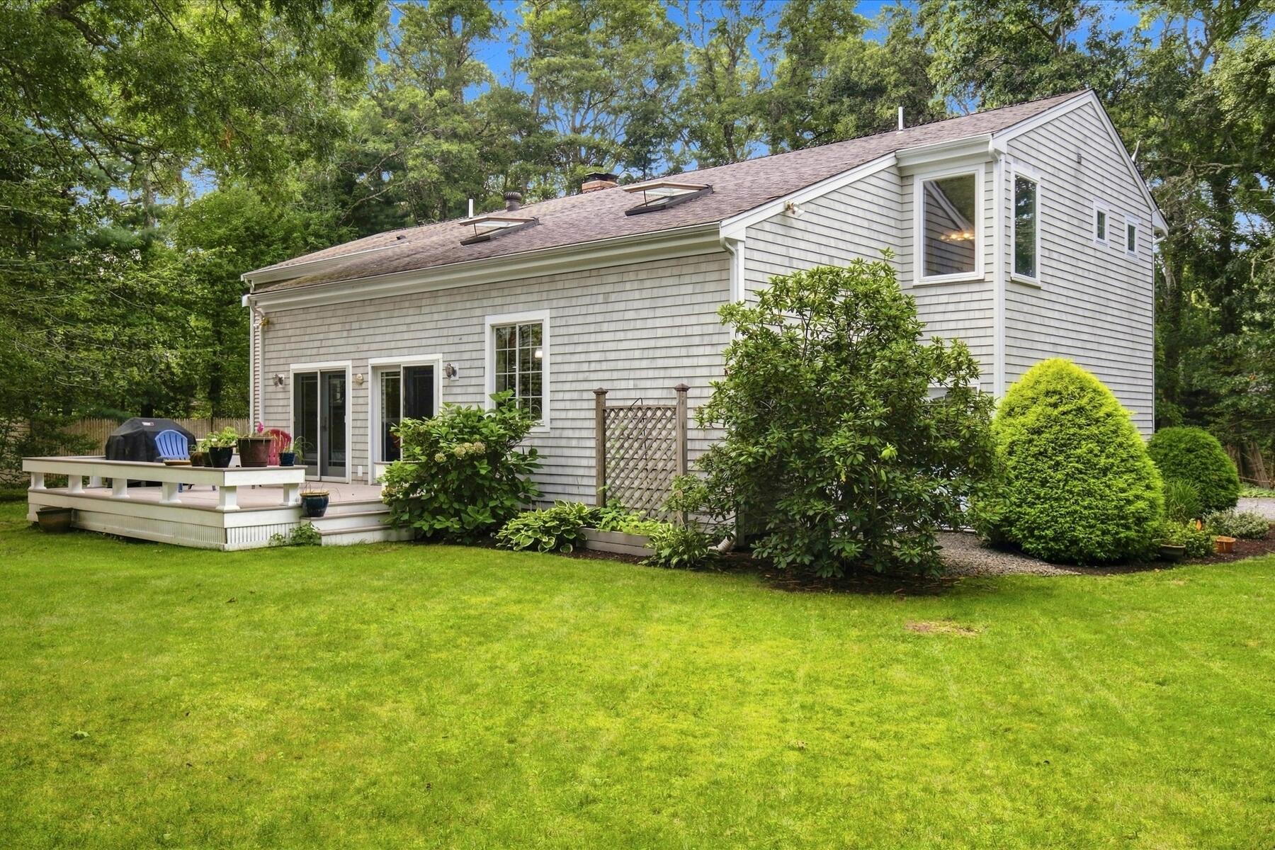 536 Skunknet Road Property Photo 1